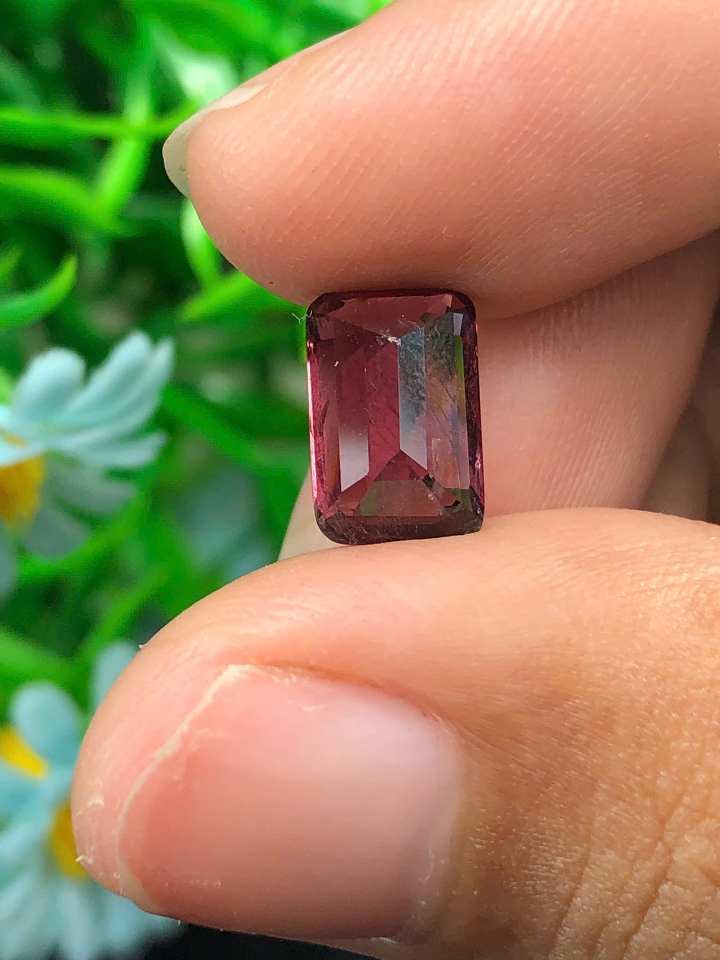 Natura Brown Red spinel LucYen 3.2ct - 25122524