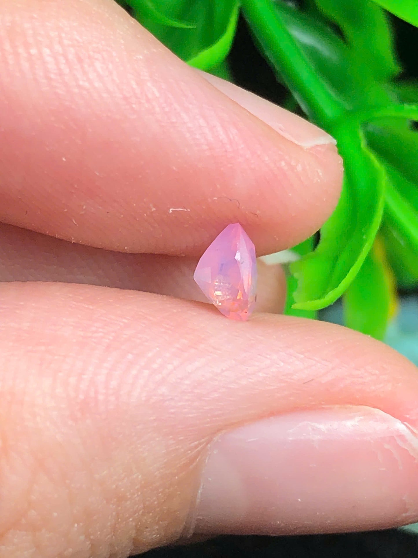 Natural orangish pink Sapphire Luc Yen 0.49ct - 17072517