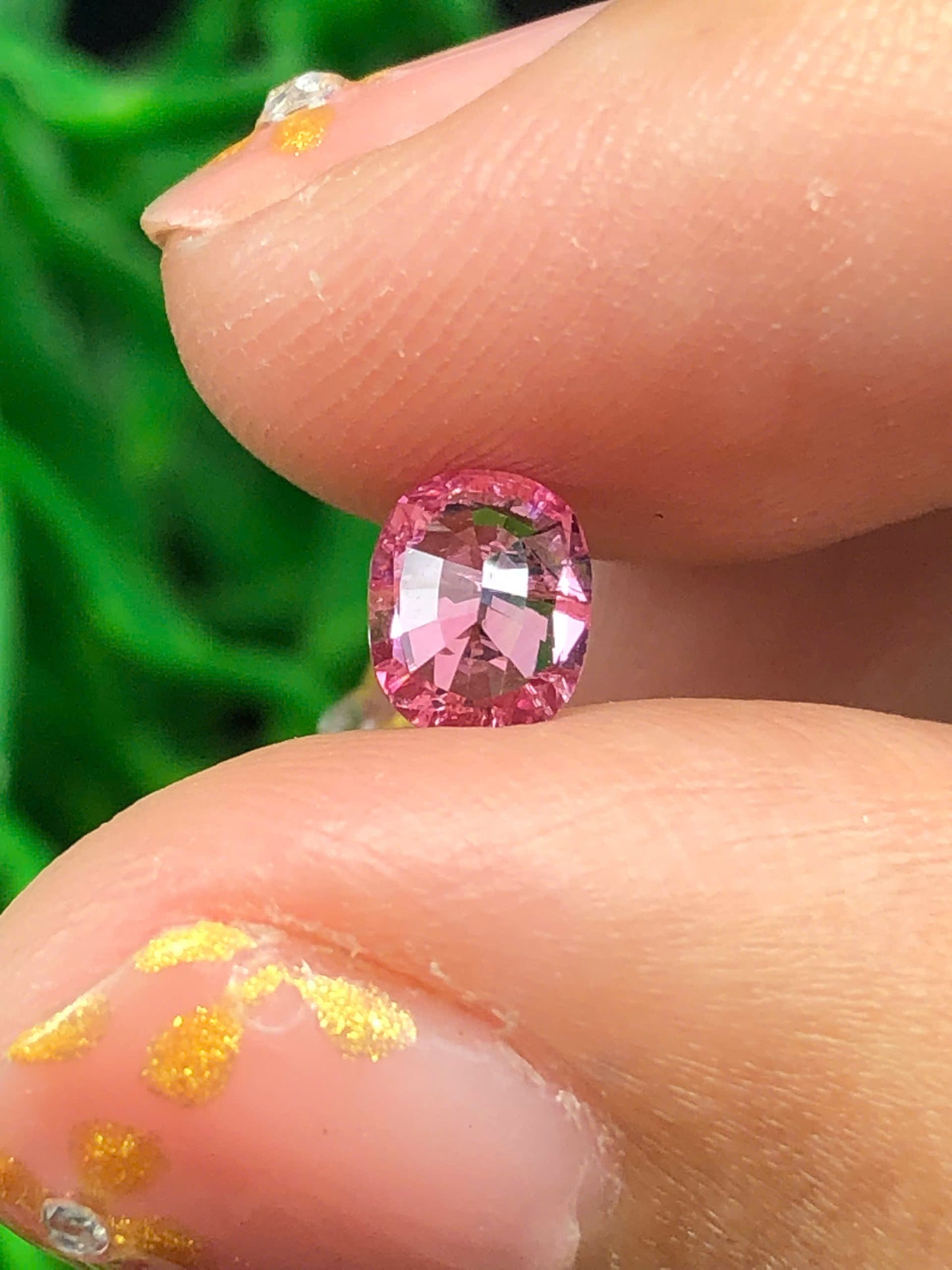 Natural Pink spinel LucYen _ 07102502