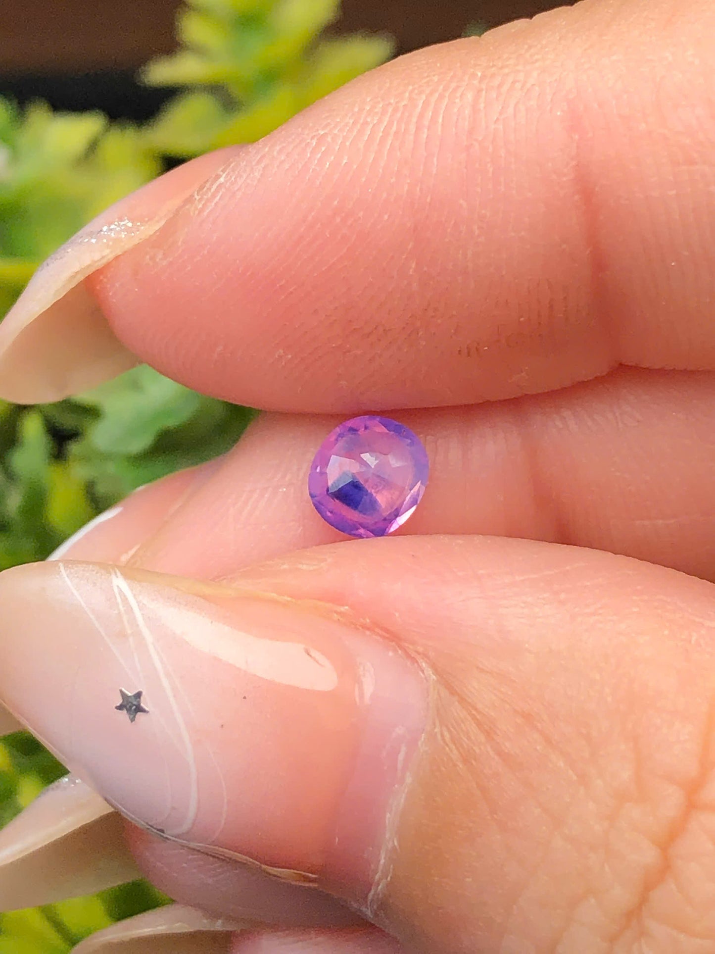 Natural purple silky sapphire Lucyen 0,4ct _070115HG