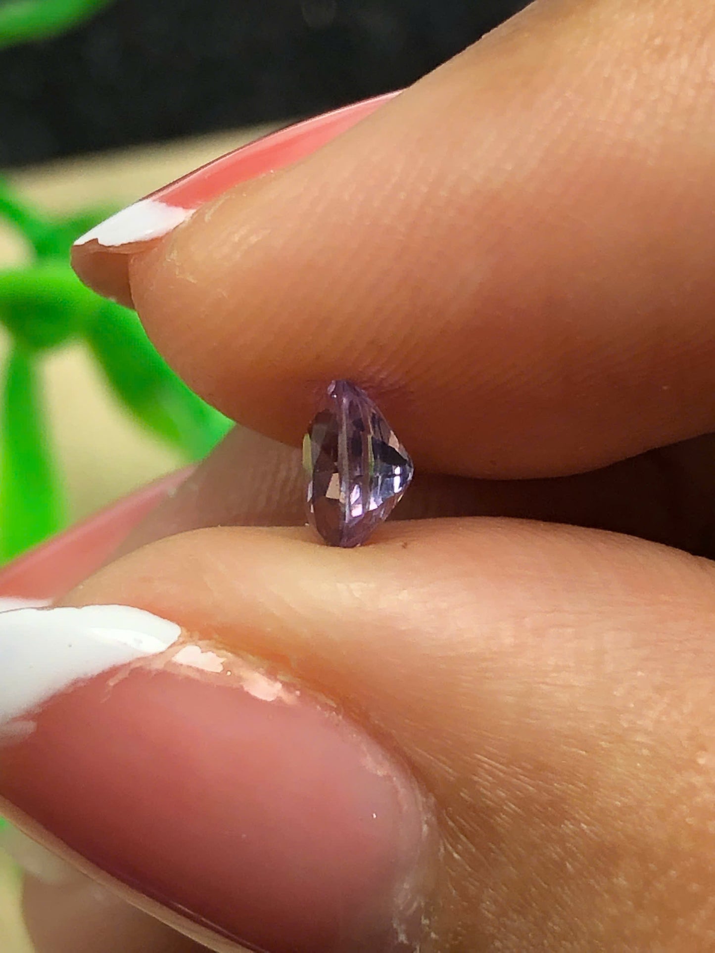 Natural purple spinel Lucyen 0.52ct _30052611HG