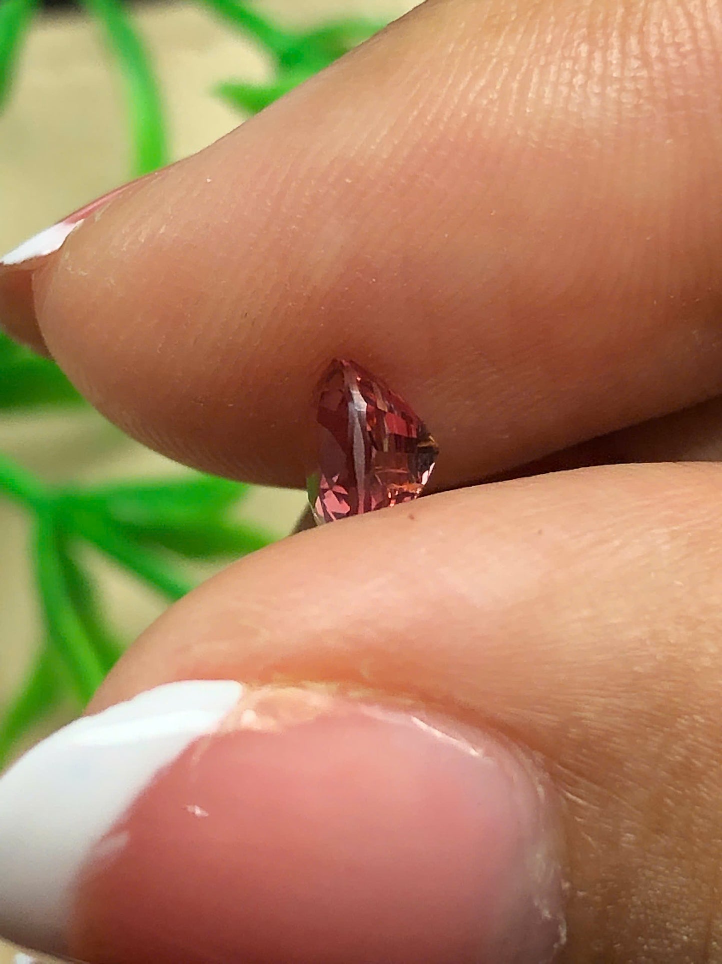 Natural orange spinel Lucyen 0.93ct _30052606HG