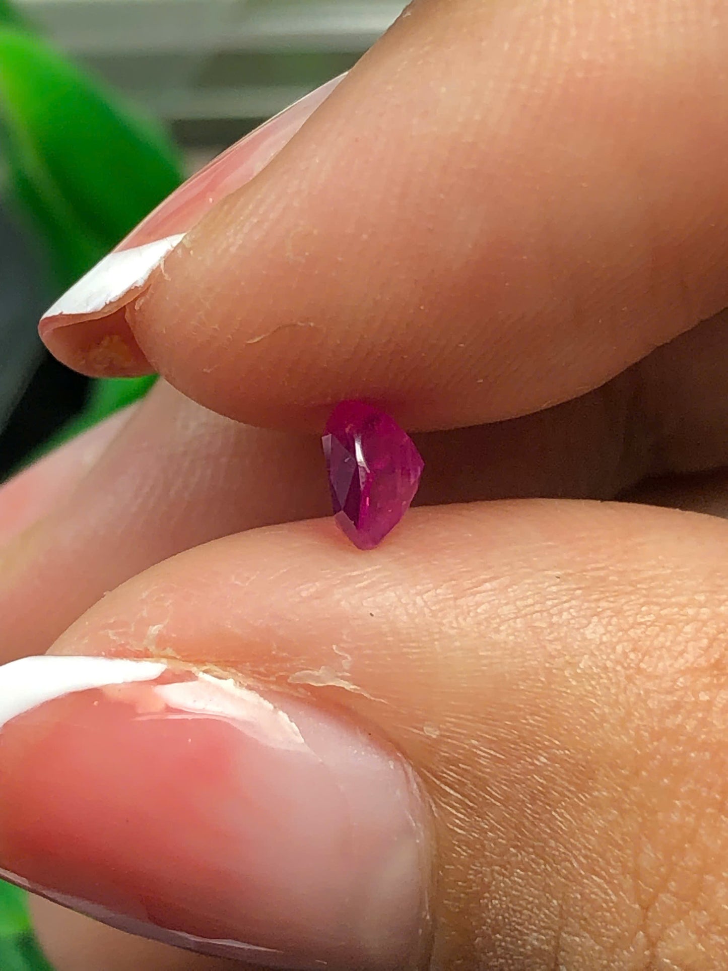 Natural Hot Pink Silky sapphire Luc Yen 0.52ct _24042607HG