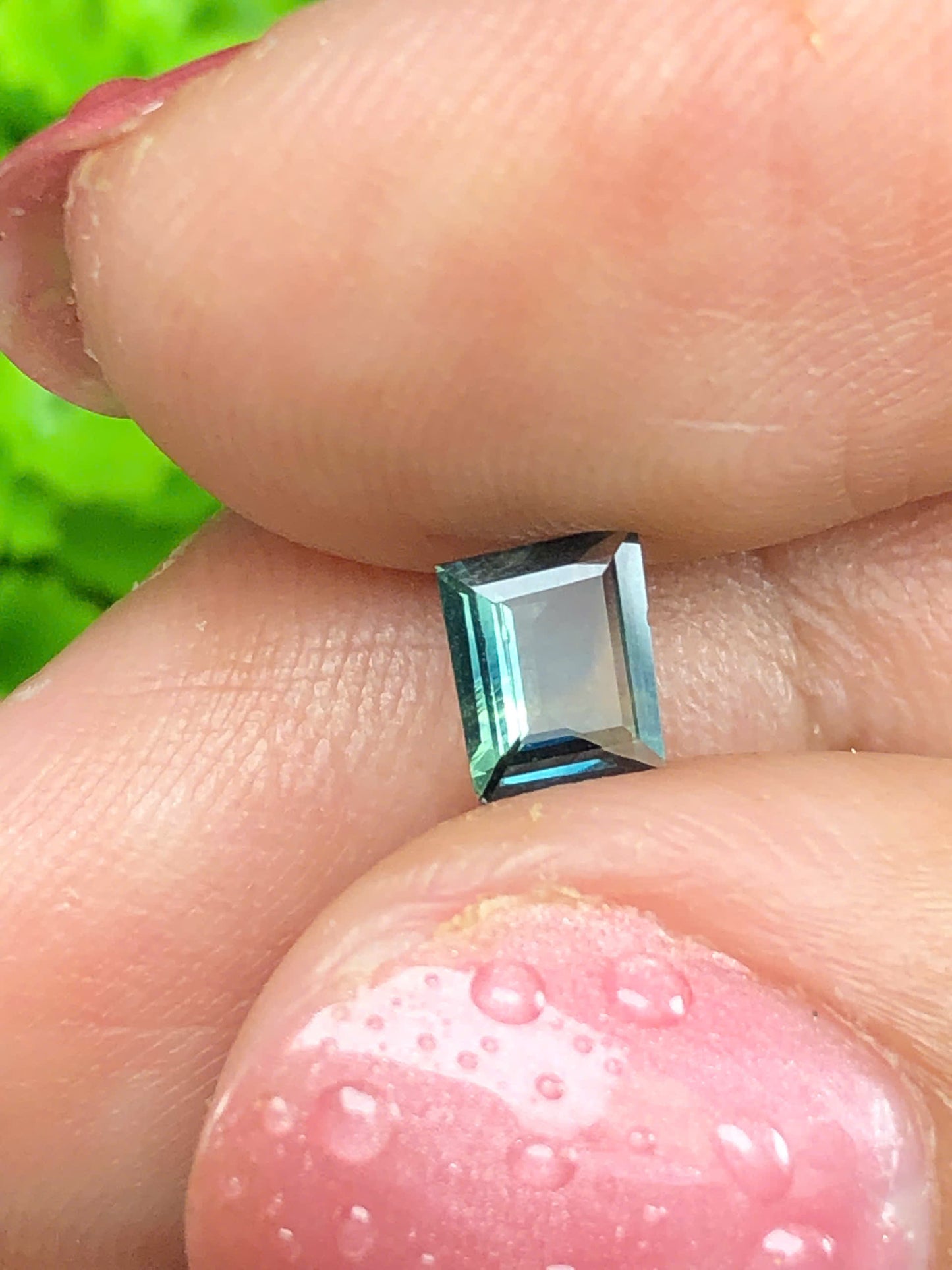 Natural Green sapphire Phan Thiet 0.38ct_05062608HG