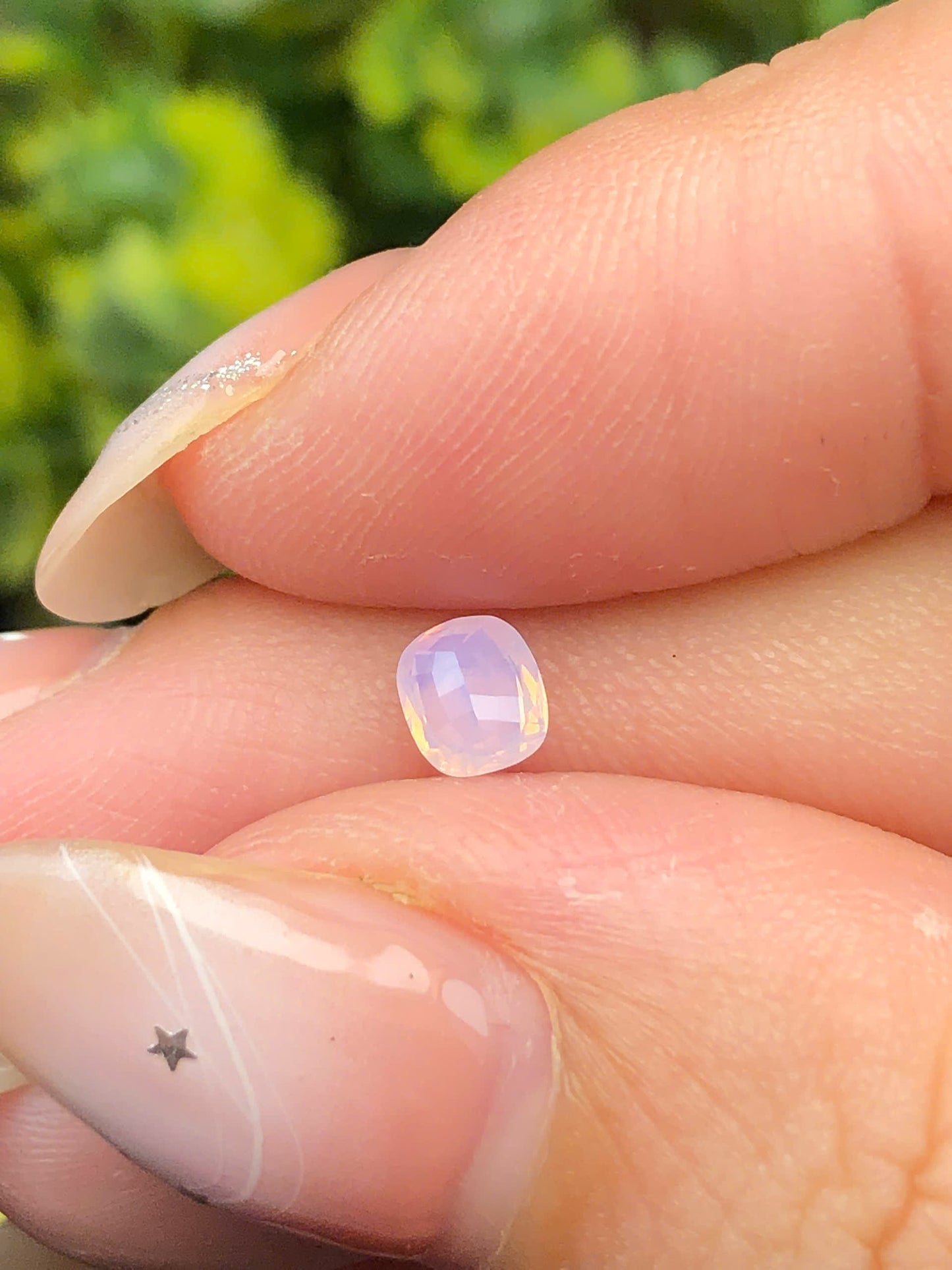Natural purple silky sapphire Luc Yen 0,4ct _06062620HG