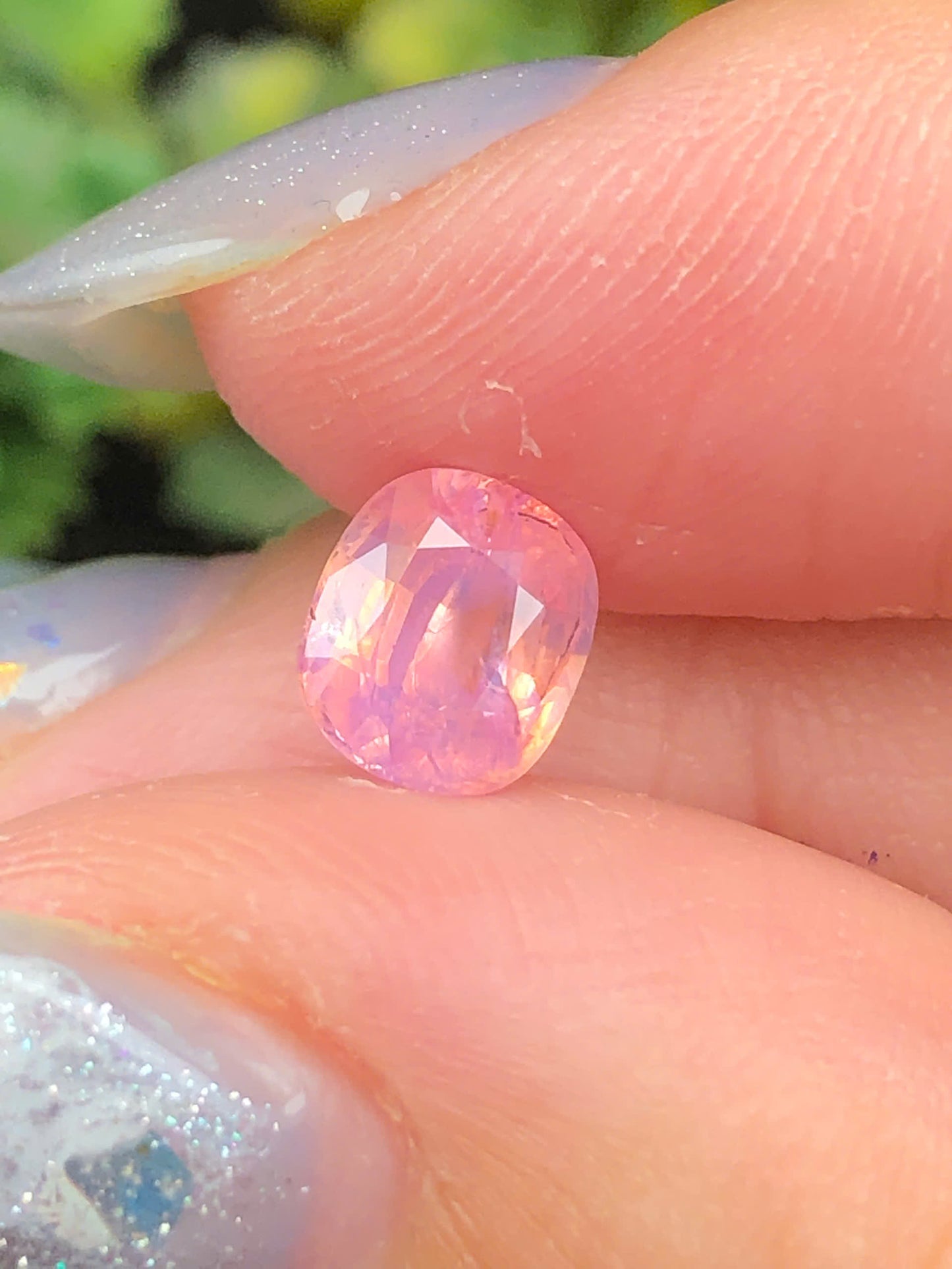 Natural Pink silky sapphire _ 010627HU