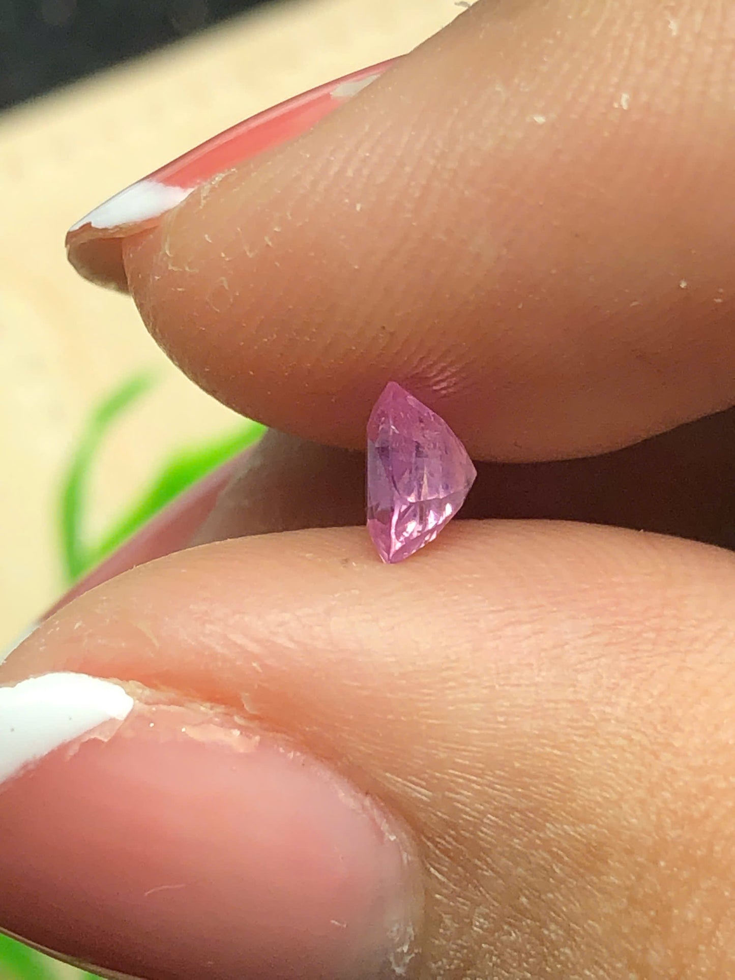 Natural pink silky sapphire Lucyen0.56ct_ 26052622HG