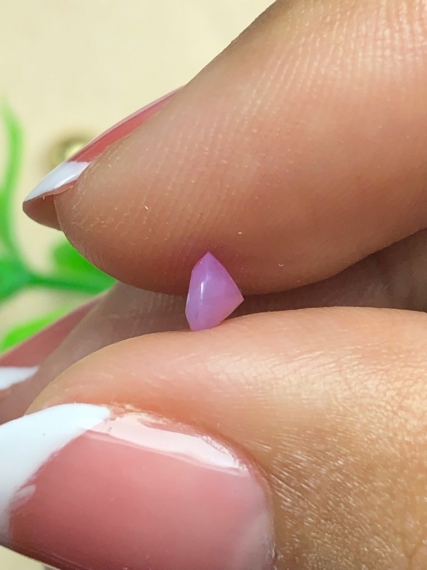 Natural Pink silky sapphire_ 25052618HU