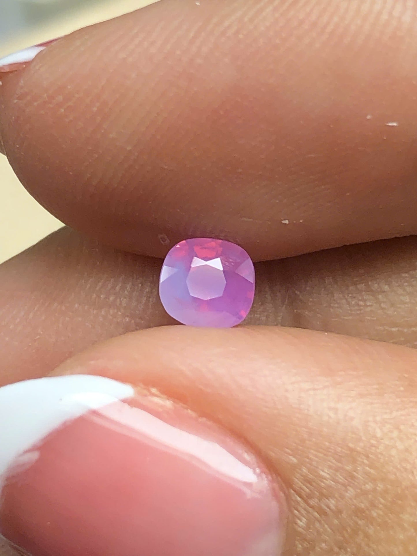 Natural Purplish Pink sapphire LucYen 0.42cts _25052606HU