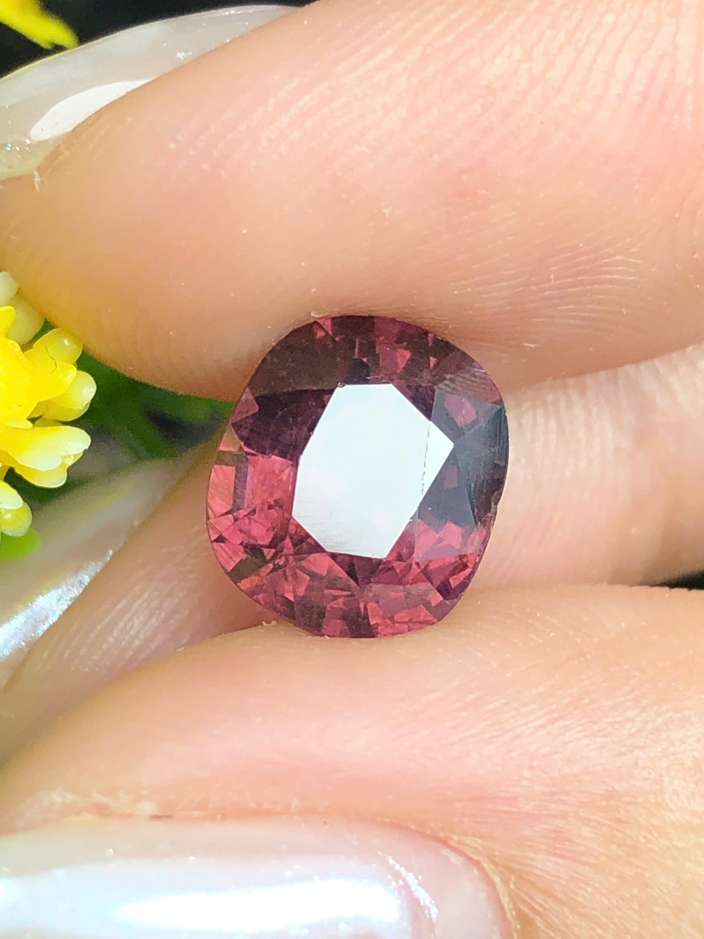 Natural Reddish brown spinel Luc Yen_ 04072629HU