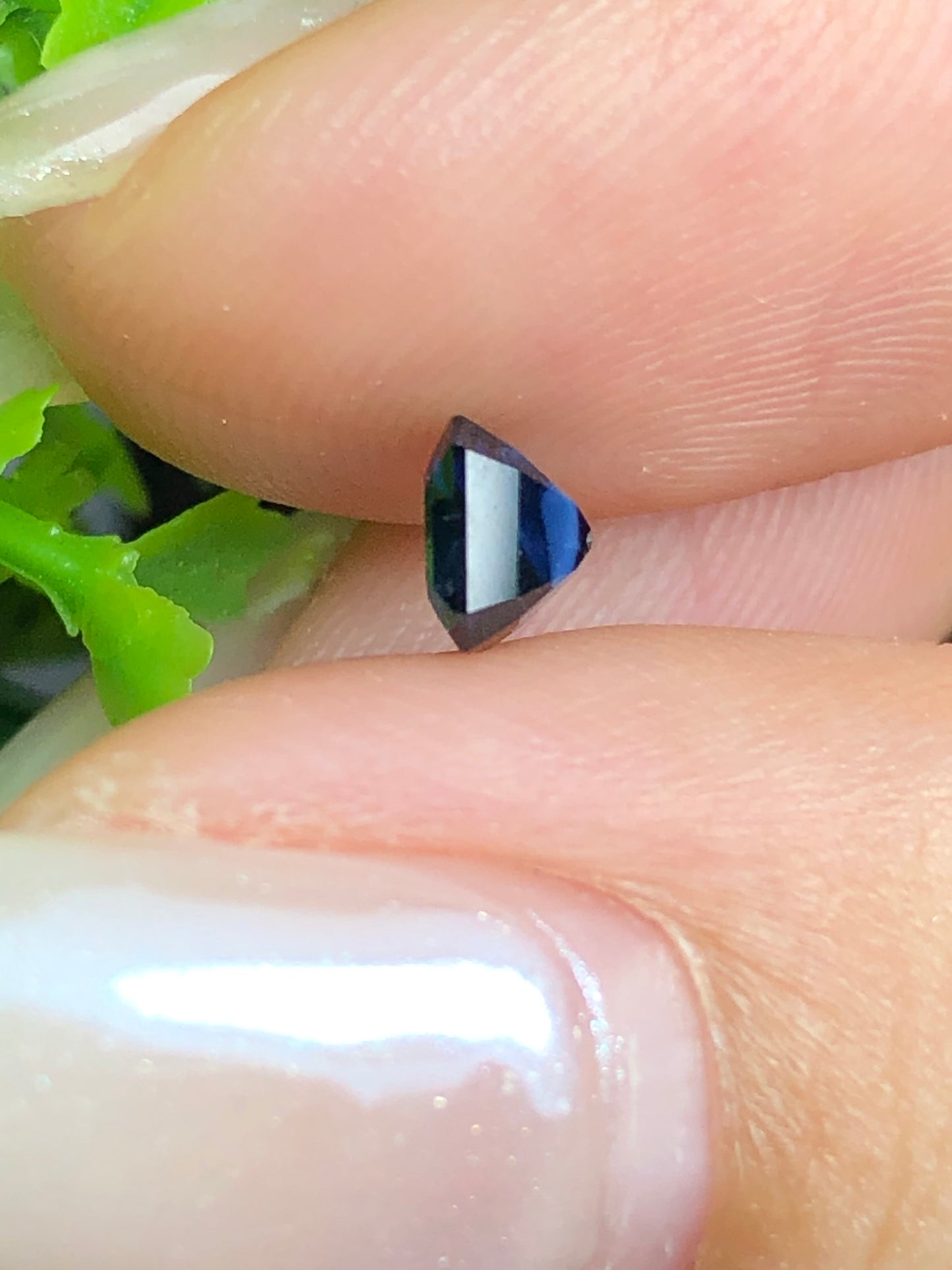 Natural blue green Sapphire Phan Thiet 0.61ct_05072620HA
