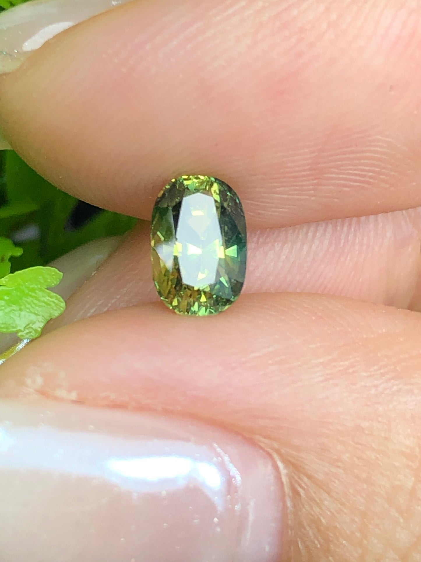 Natural Green sapphire Phan Thiet  1.09ct_ 05072626 HG