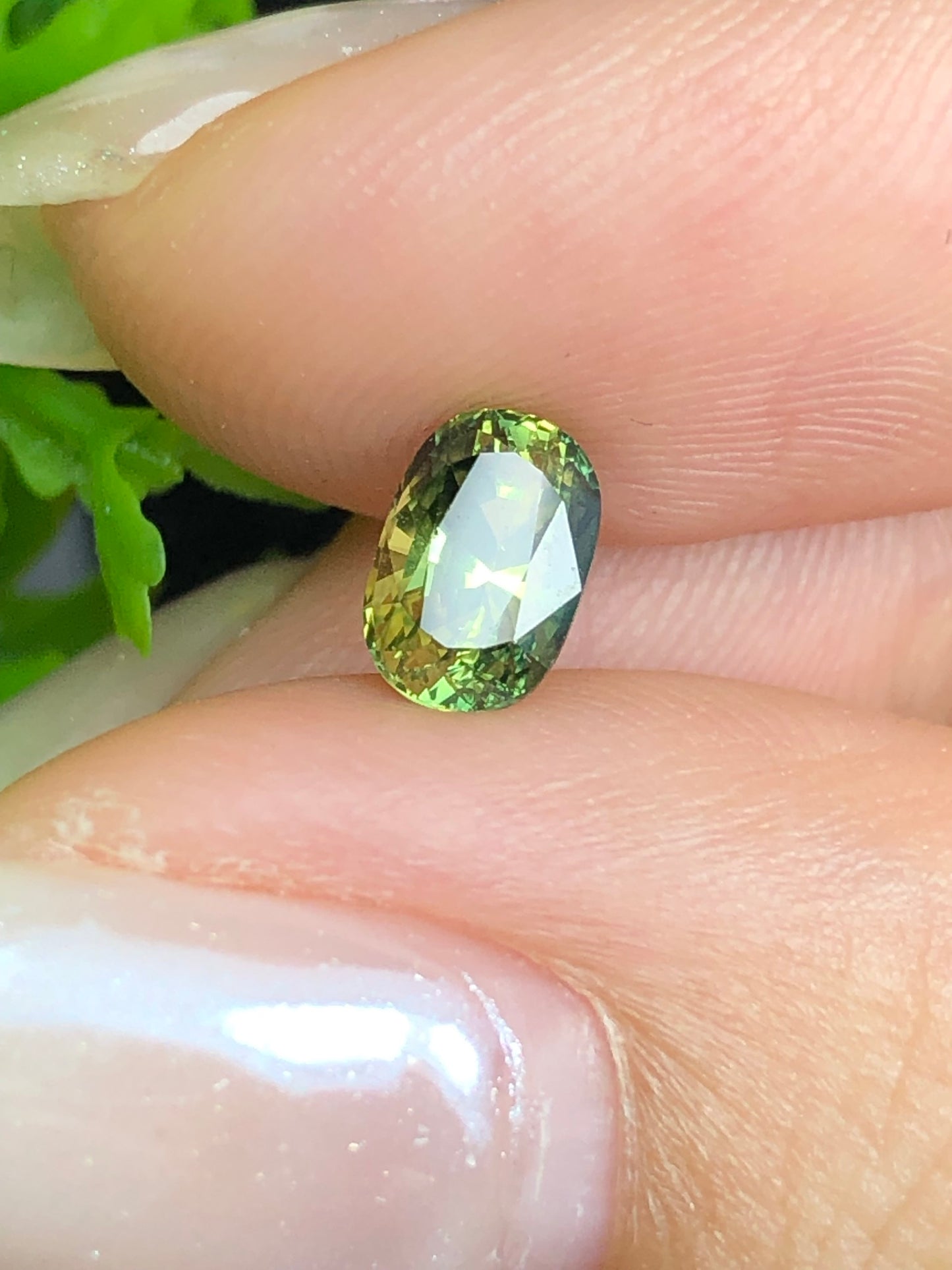 Natural Green sapphire Phan Thiet  1.09ct_ 05072626 HG