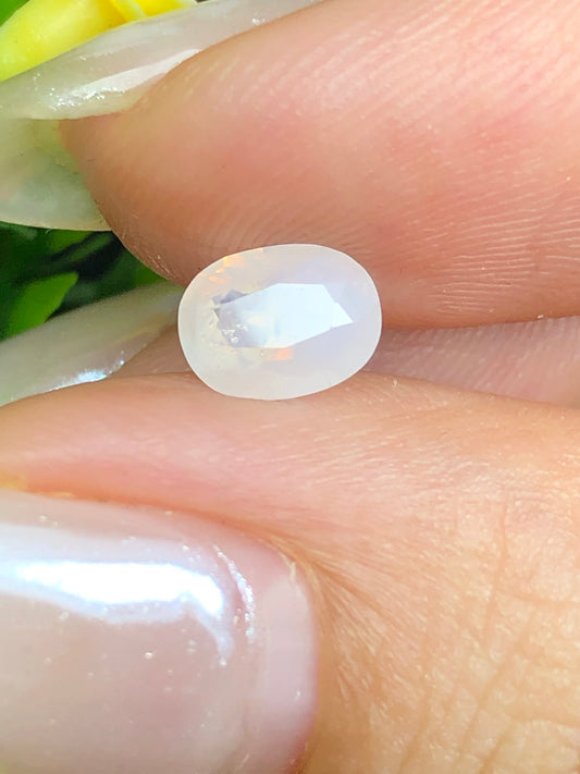 Natural white silky Sapphire Lucyen 1.05ct_06072631HA