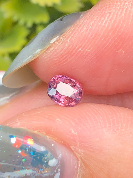 Natural Pinkish purple Spinel LucYen 0,38ct - 200647HU