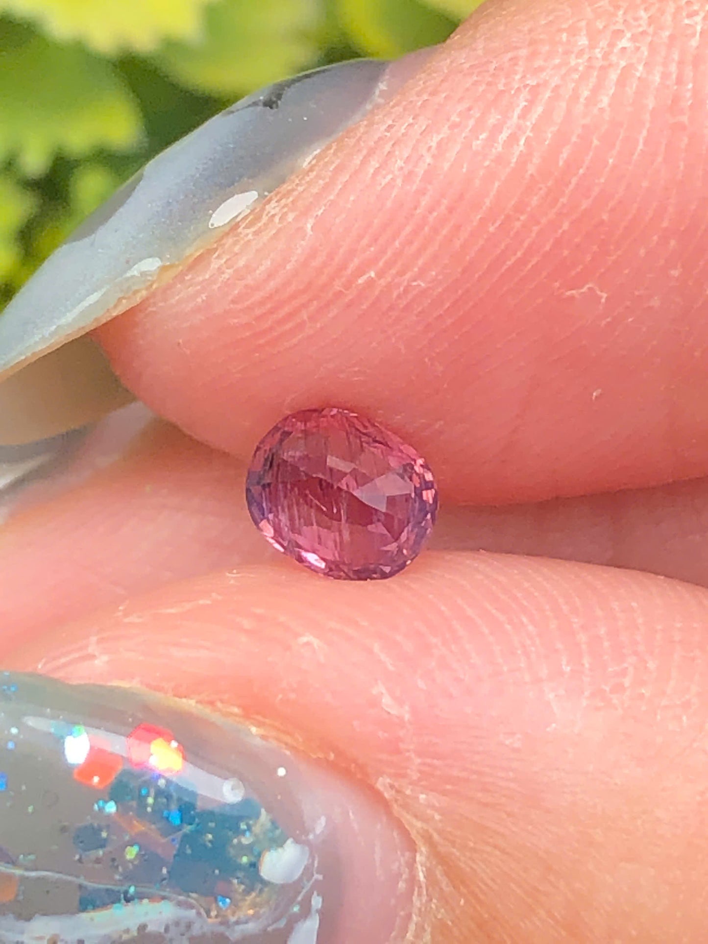 Natural Pinkish purple Spinel LucYen 0,38ct - 200647HU