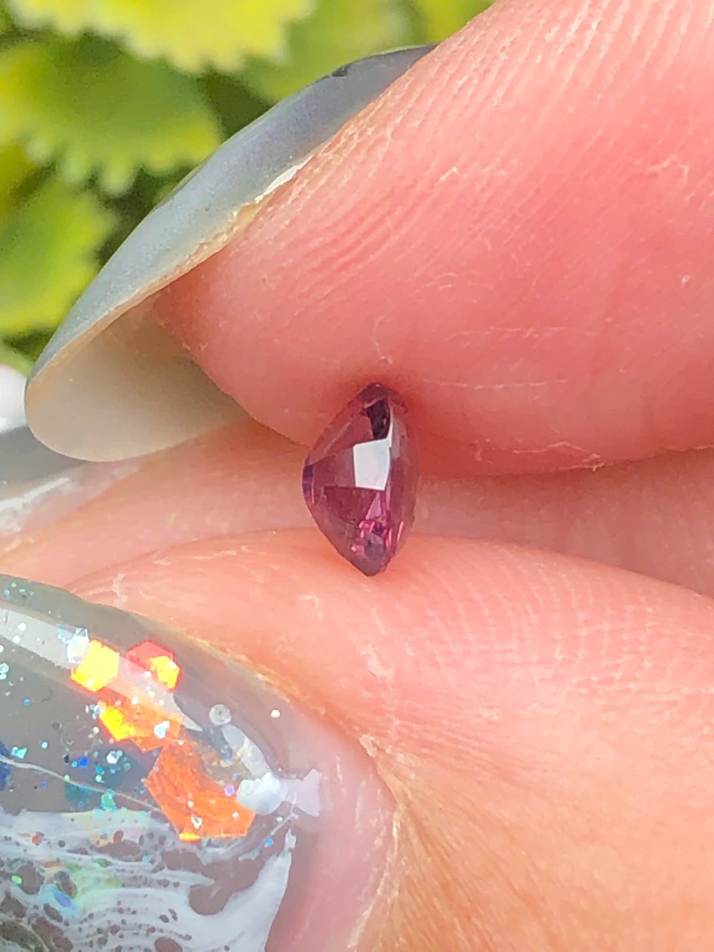 Natural Pinkish purple Spinel LucYen 0,38ct - 200647HU
