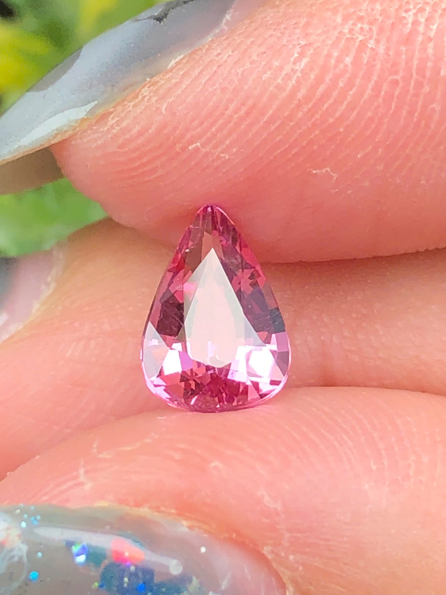 Natural Redish pink spinel LucYen _ 200648HU
