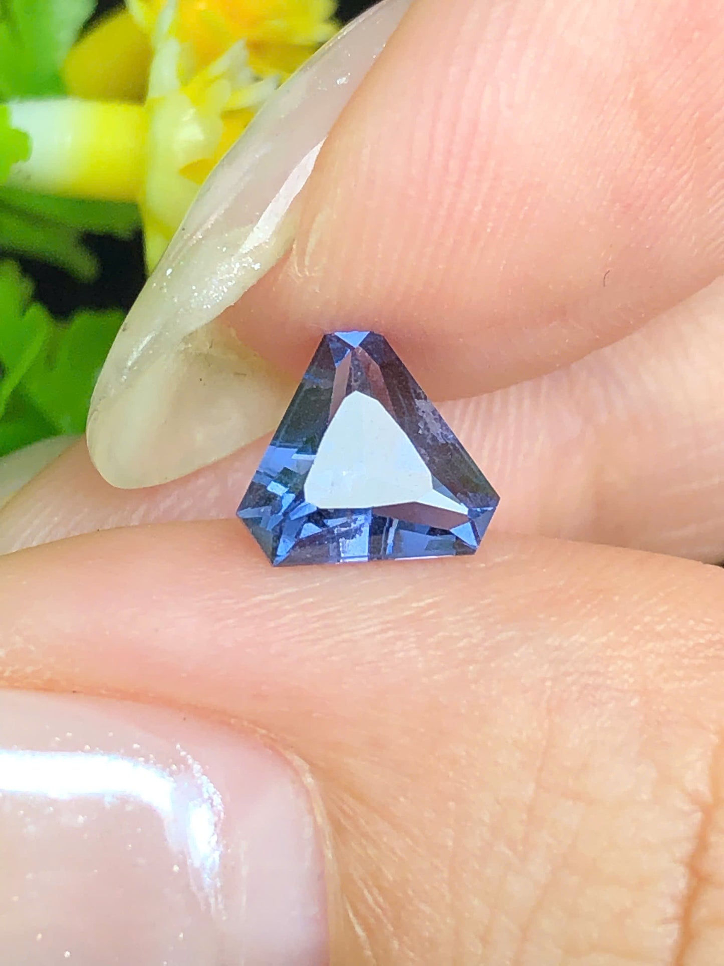 Natural Blue spinel LucYen _ 11072605HU
