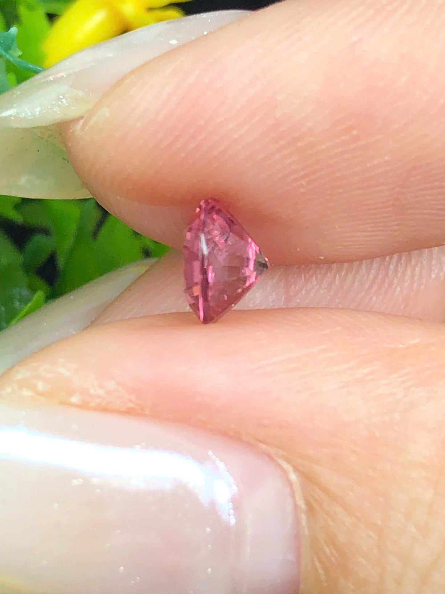 Natural Pink spinel LucYen _ 11072624HU