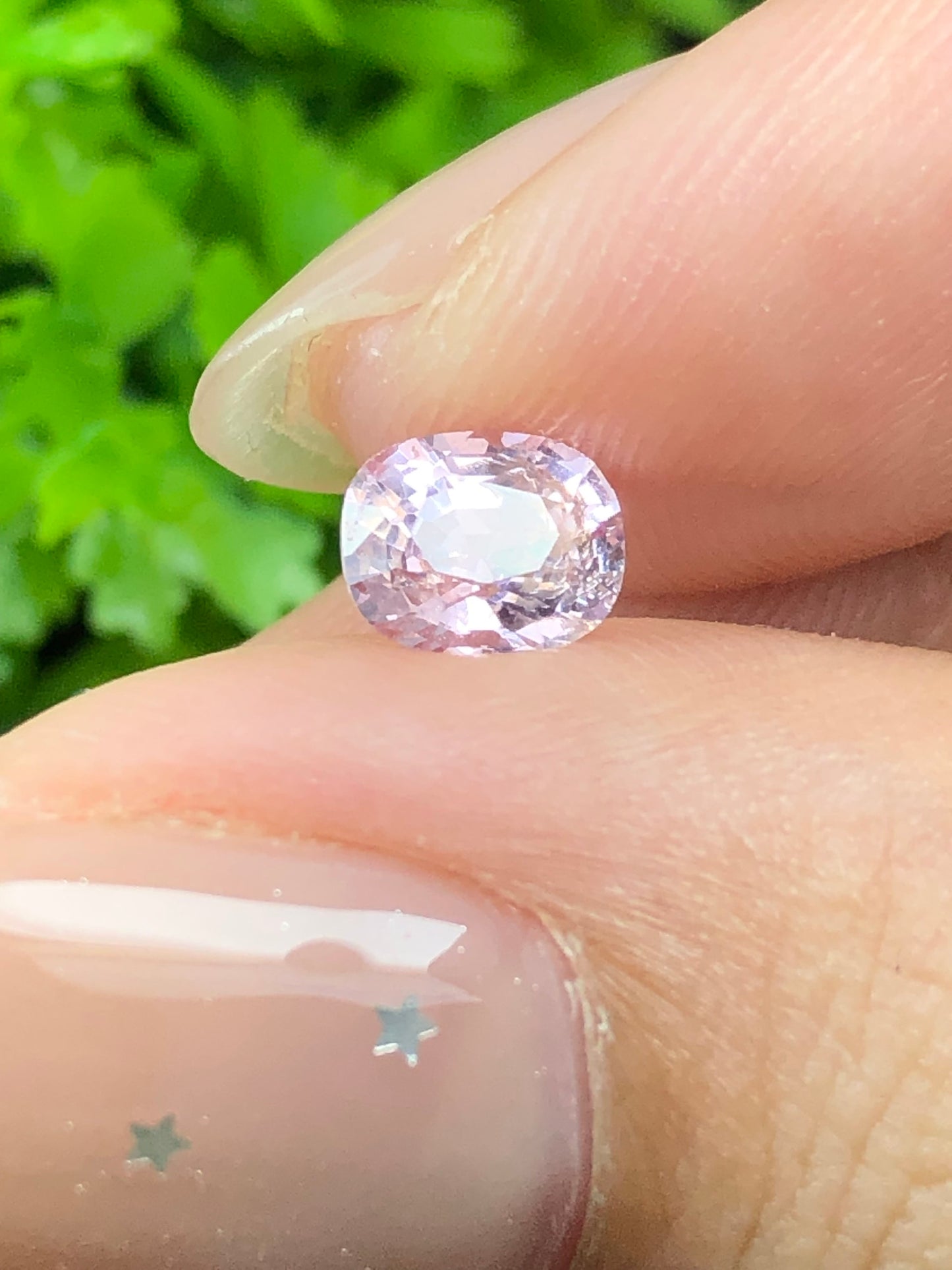 Natural Pink spinel LucYen _ 14072643HU