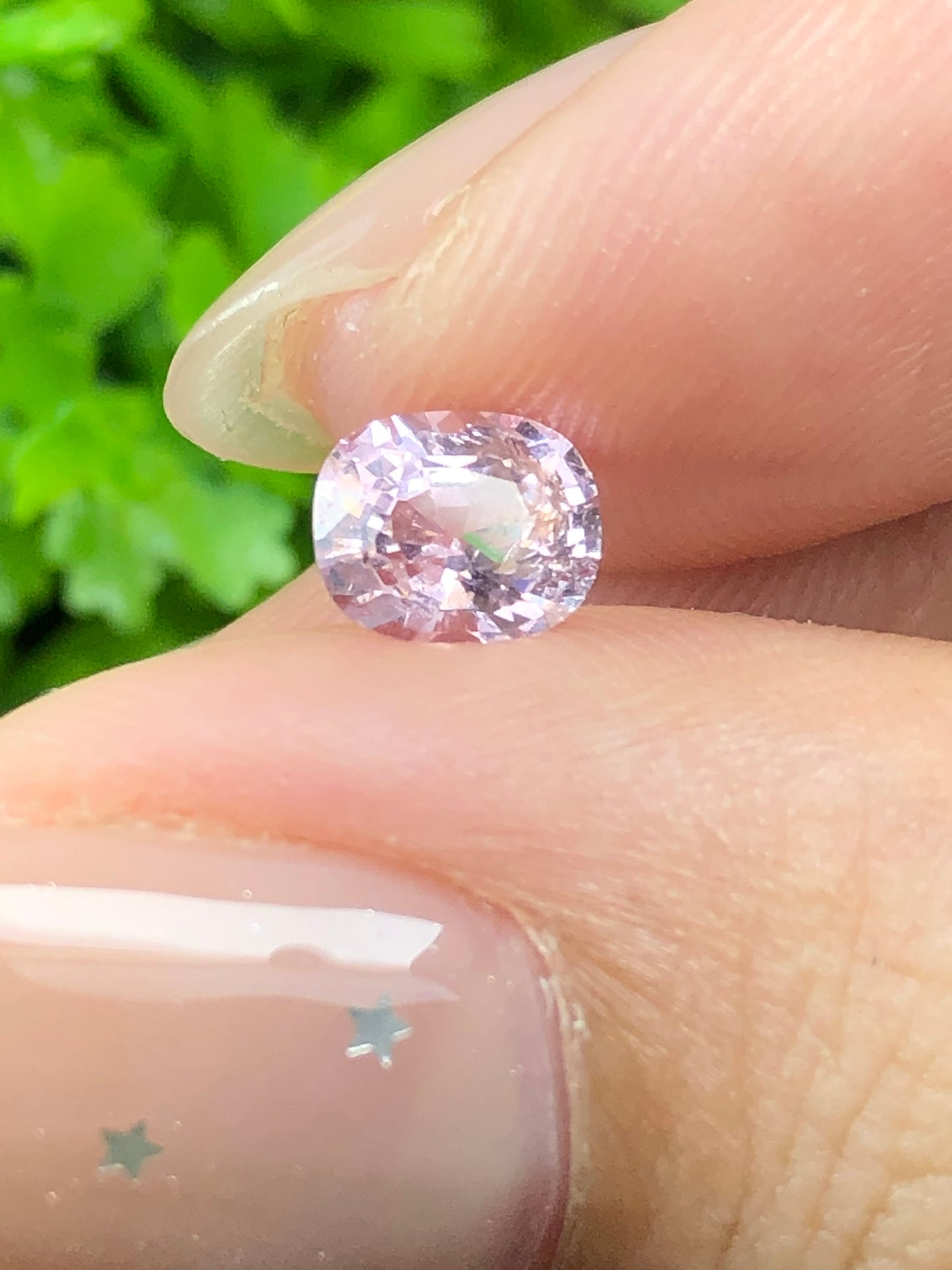Natural Pink spinel LucYen _ 14072643HU