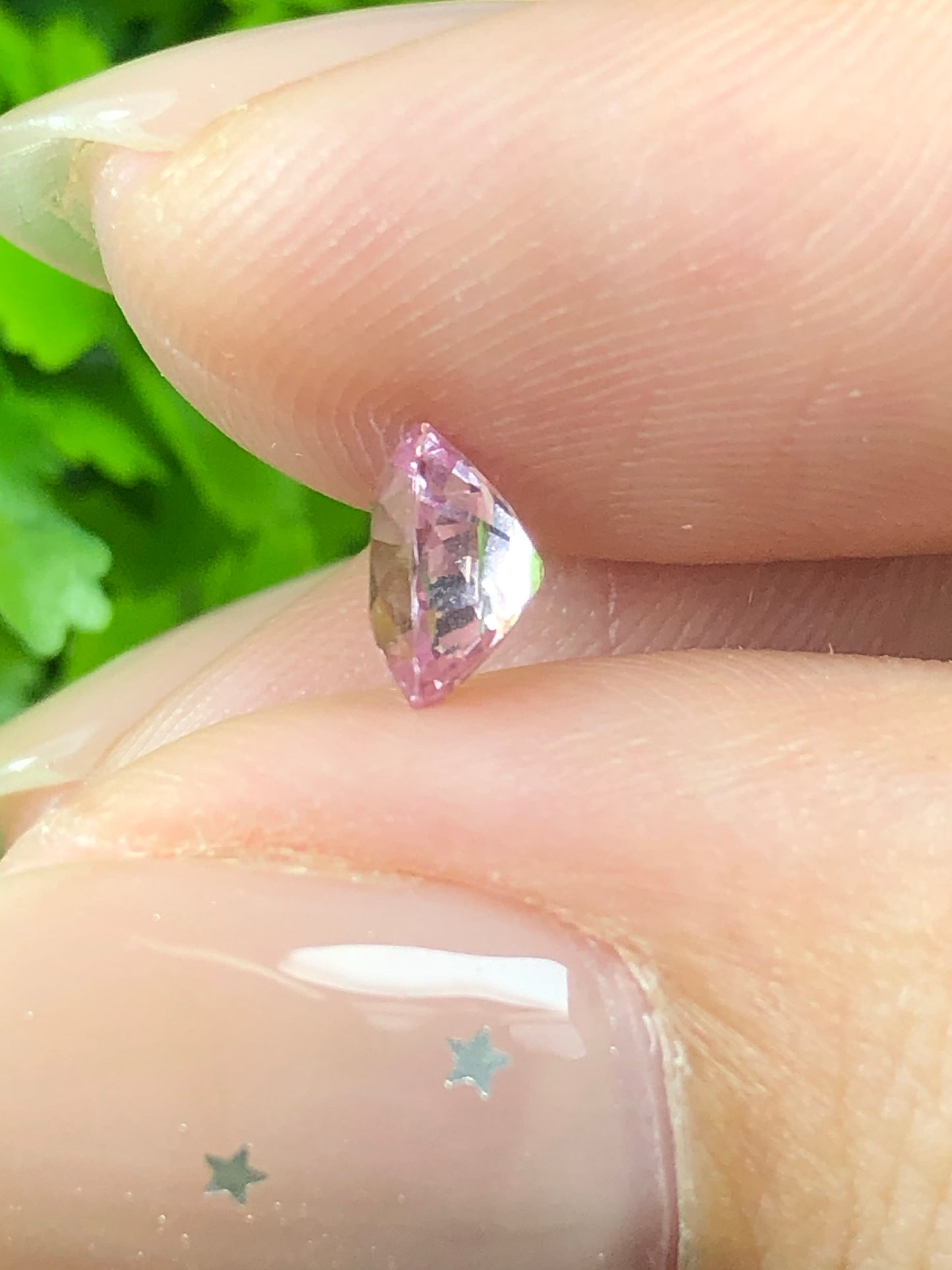 Natural Pink spinel LucYen _ 14072643HU