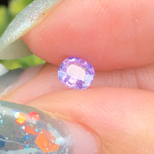 Natural purple silky Sapphire LucYen 0,3ct  _040716 HG