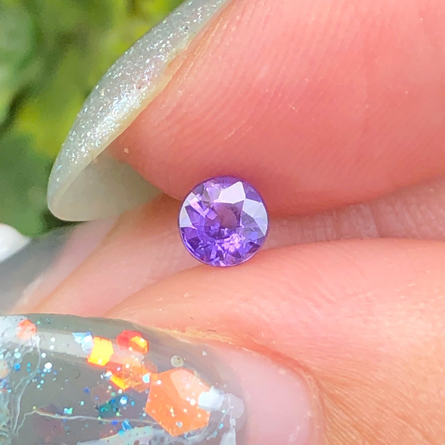 Natural purple silky Sapphire LucYen 0,37ct   _040728 HG