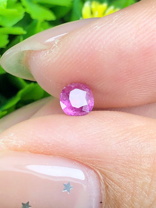 Natural pink silky Sapphire LucYen 0.39ct _19072624HG