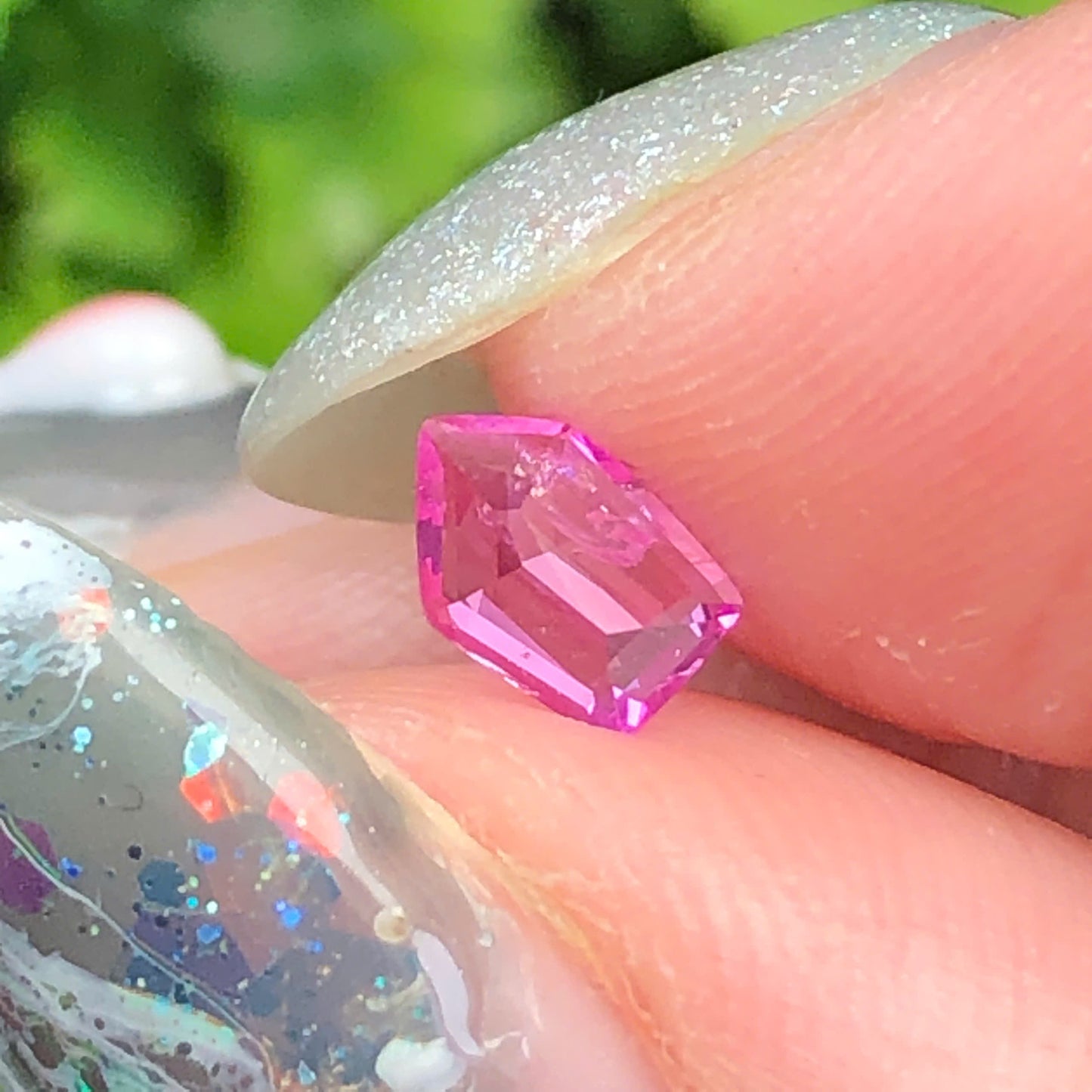 Natural pink silky Sapphire LucYen 0,38ct _050726HG