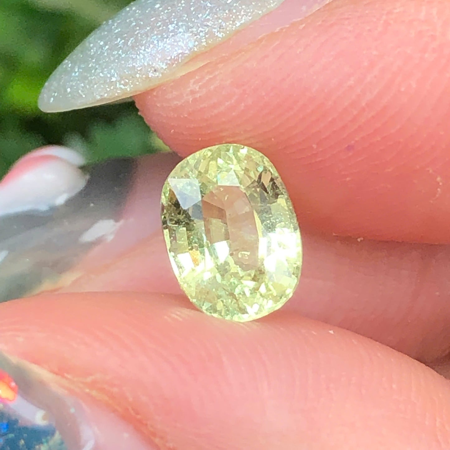 Natural green Yellow Tourmaline 1,25ct  - 050732HG