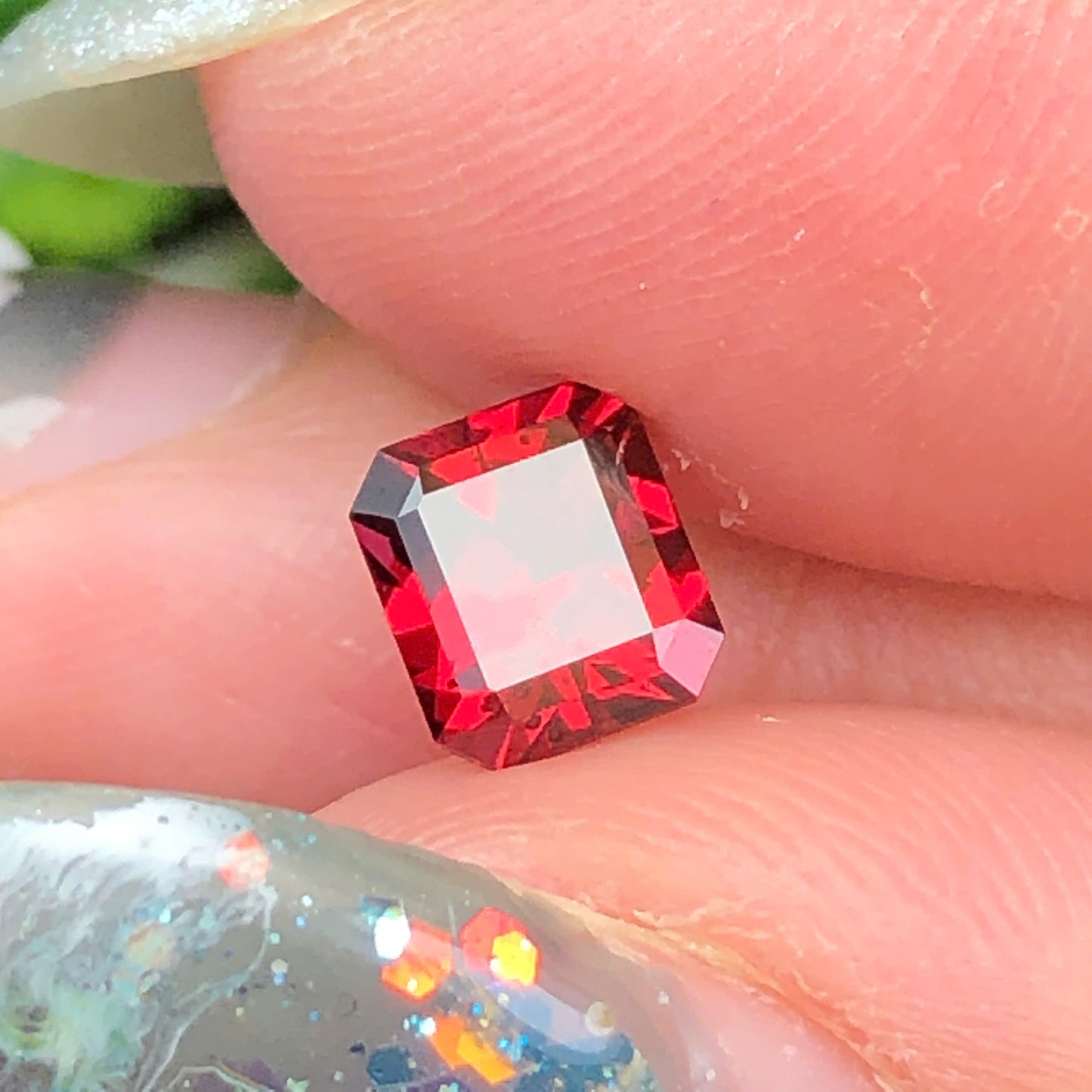 Natural Red Garnet Luc Yen 1,02ct- 050738HG