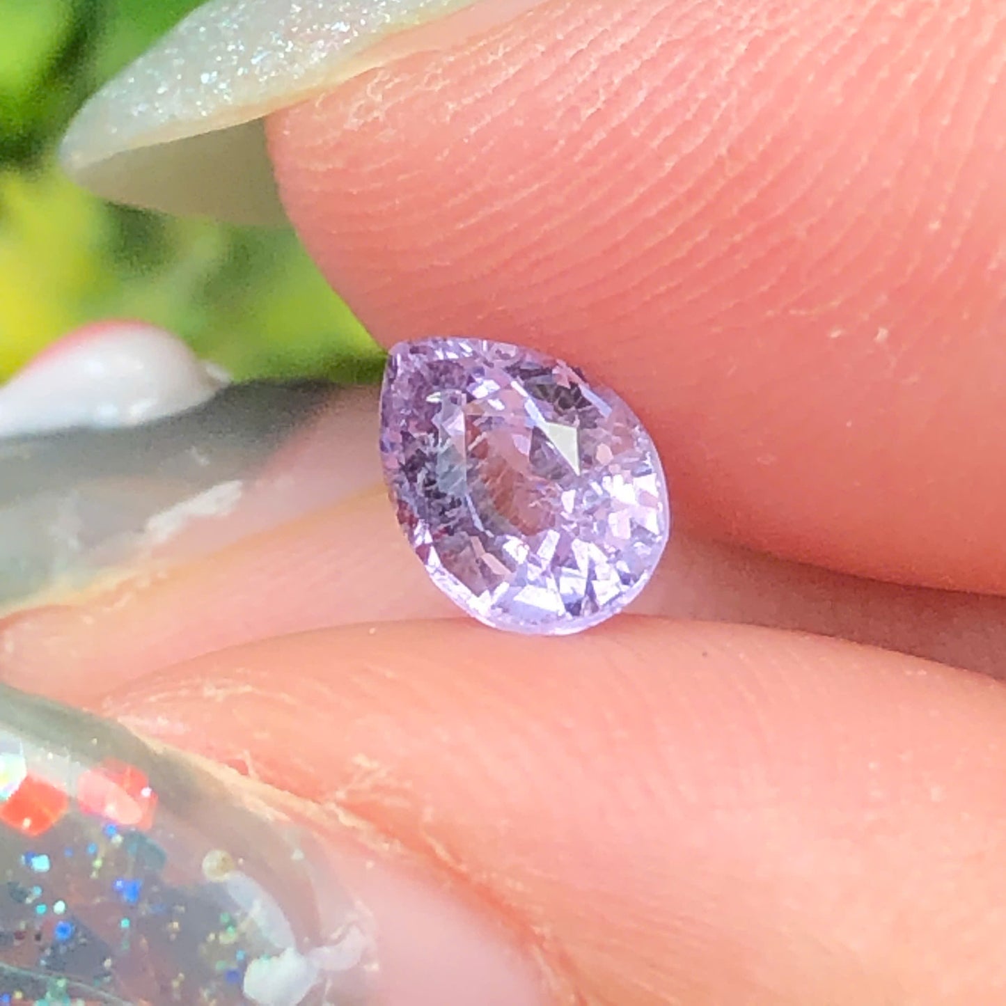 Natural  purple spinel Luc Yen 0,64ct _060707HG