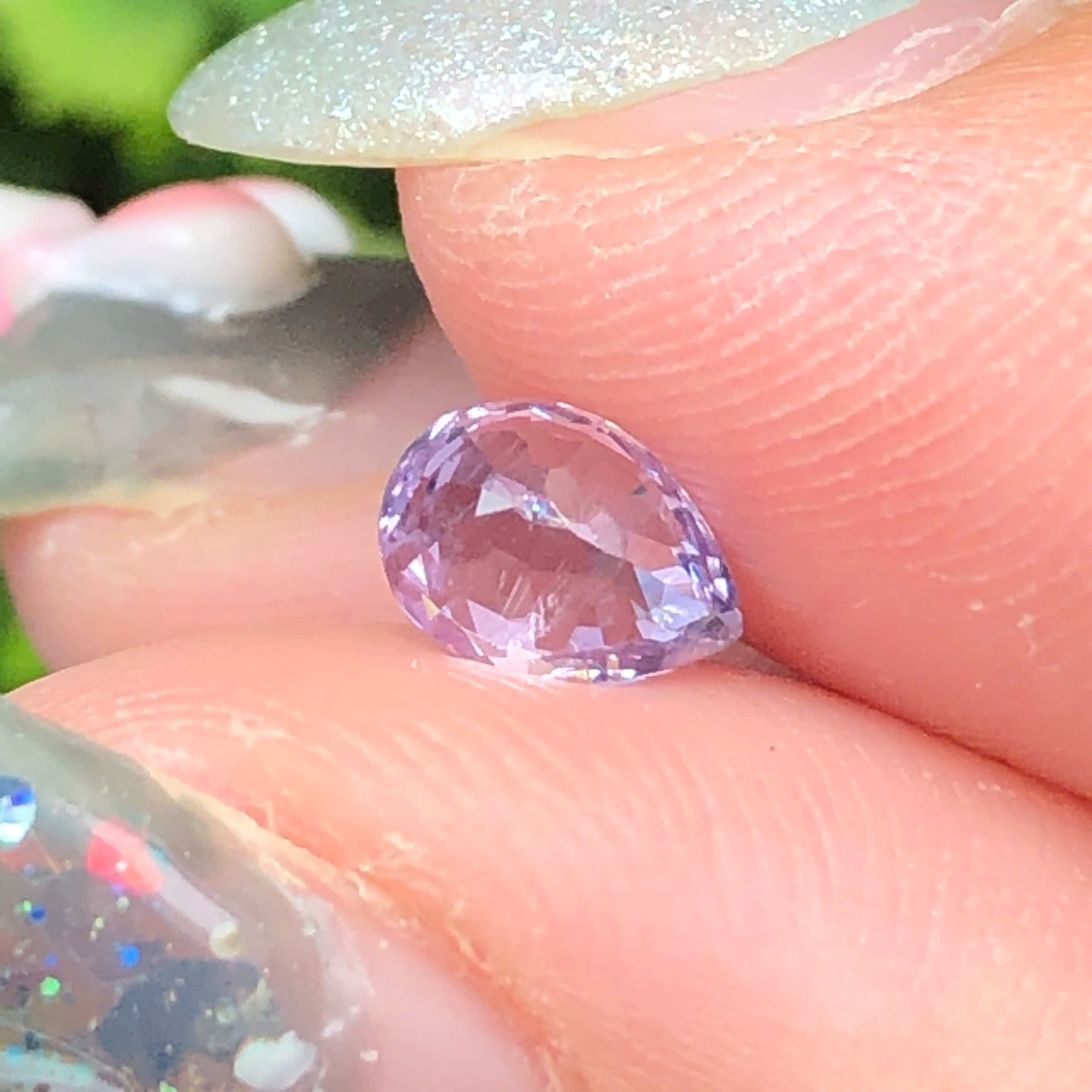 Natural  purple spinel Luc Yen 0,64ct _060707HG