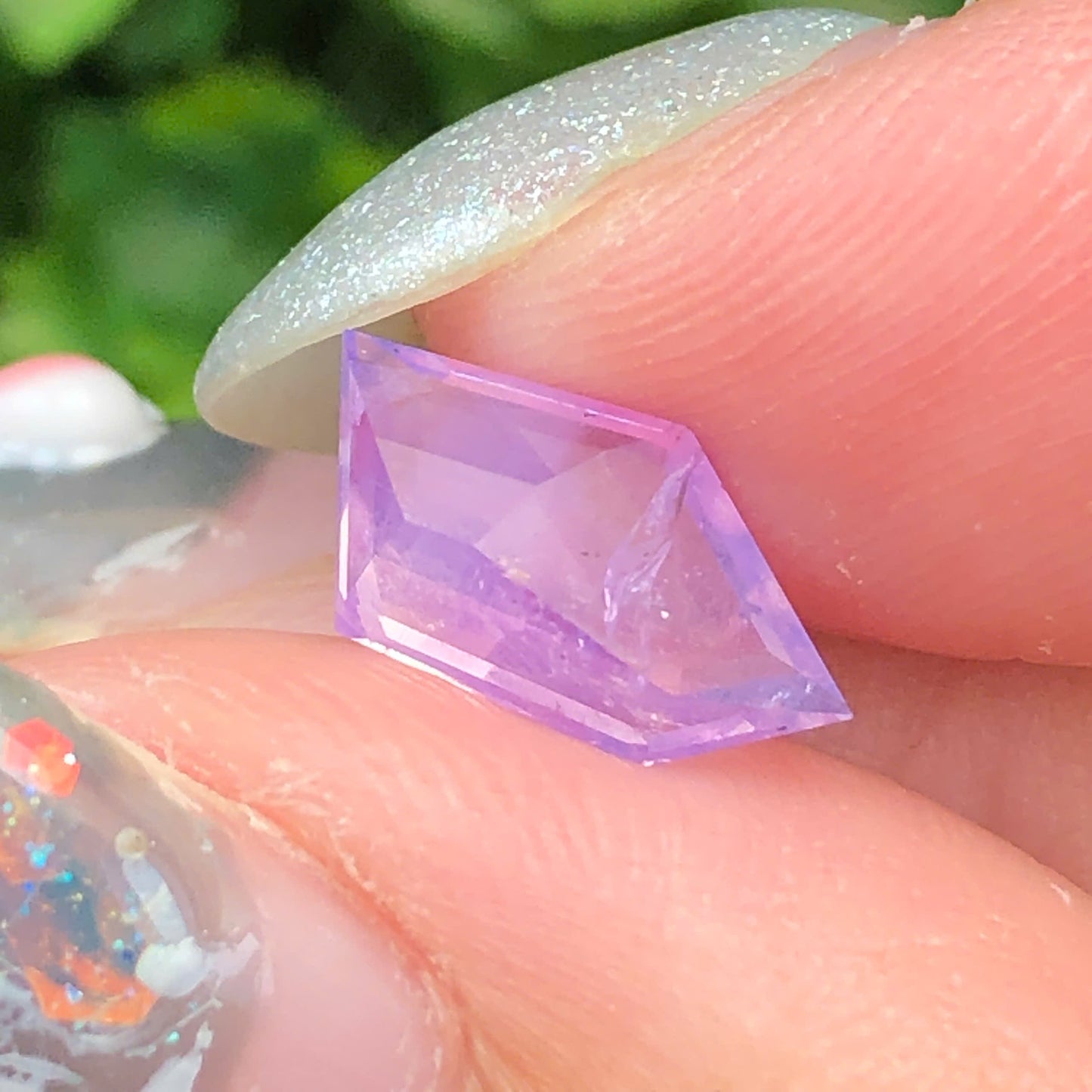Natural pink silky Sapphire LucYen 1,57ct _060720HG