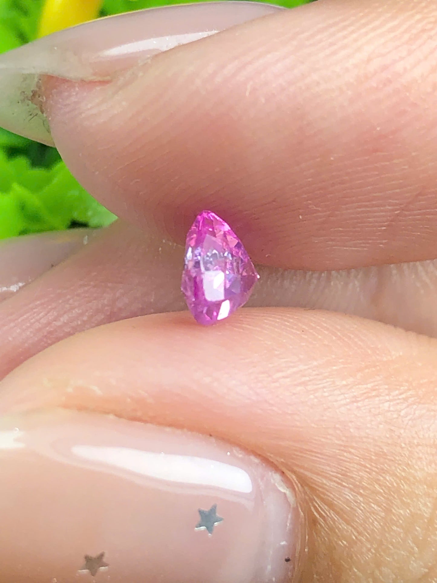 Natural pink silky Sapphire LucYen 0.84ct _21072605HG