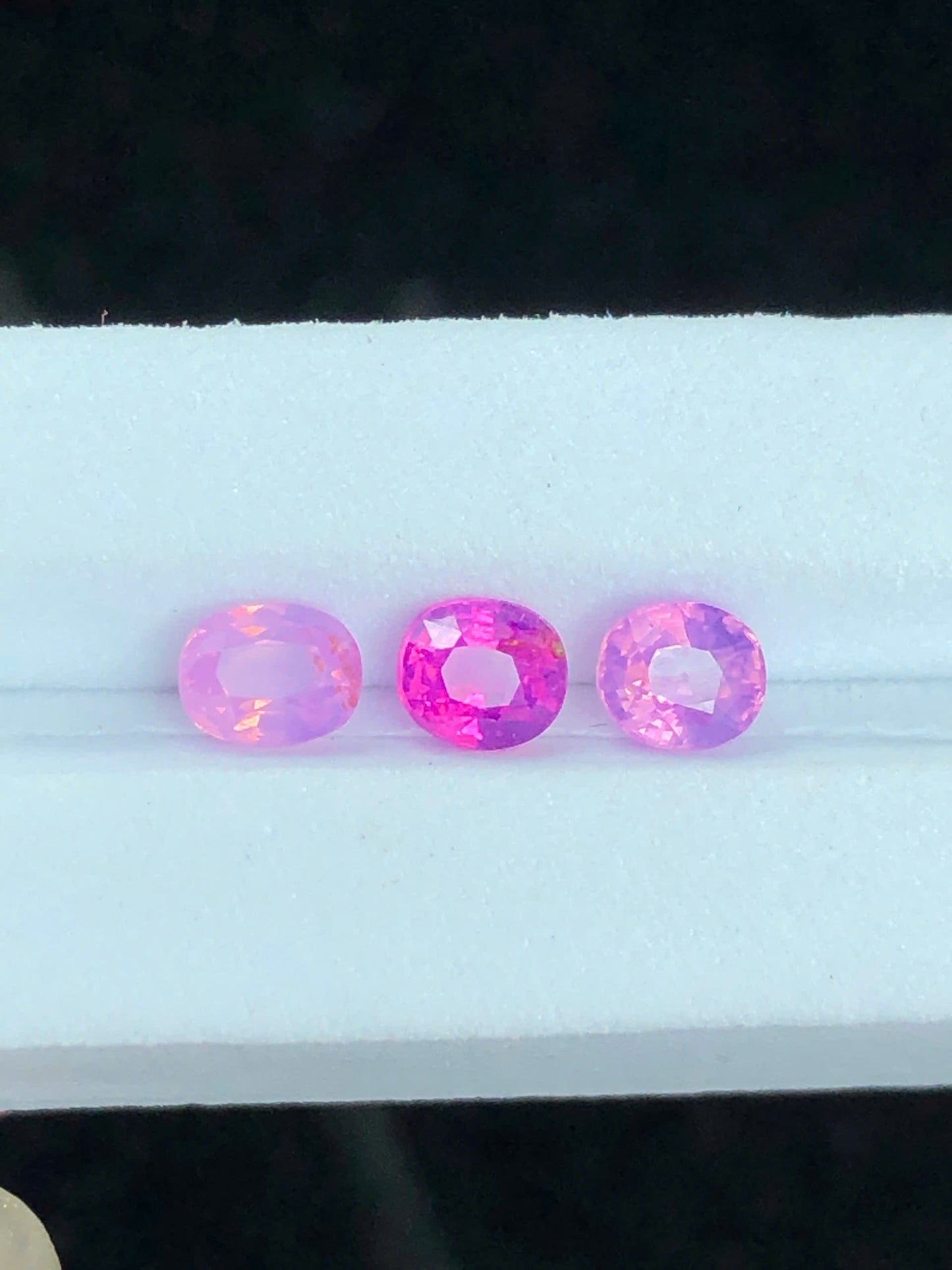 Natural set silky Sapphire LucYen 0.91ct _21072639HG