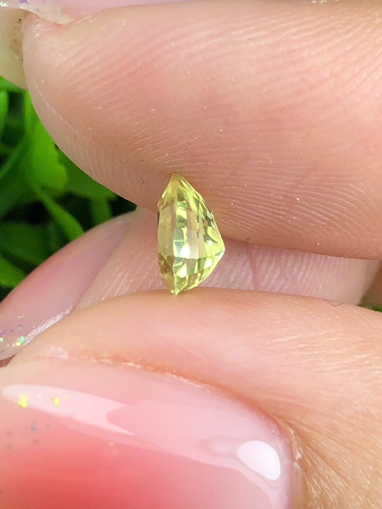 Natural  green yellow Sapphire Phan Thiet 0.76ct_22072649HG