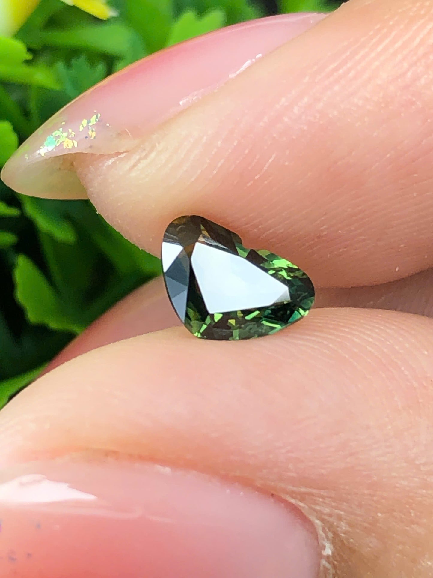 Natural  green Sapphire Phan Thiet 0.88ct_23072630HG