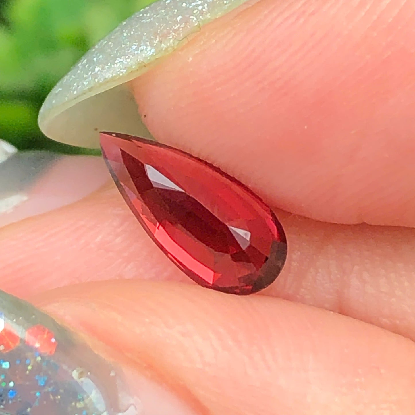 Natural Red Garnet Luc Yen 1,19ct - 060724HG