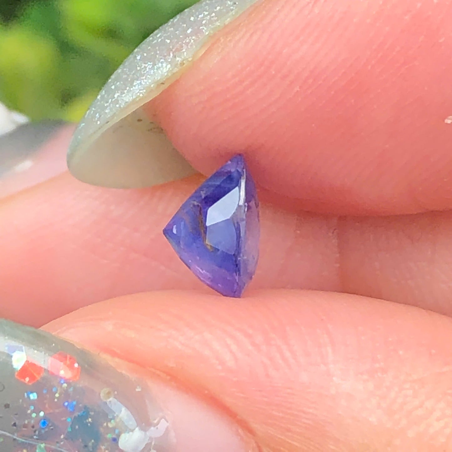 Natural bluish purple silky sapphire LụcYên_060738HA