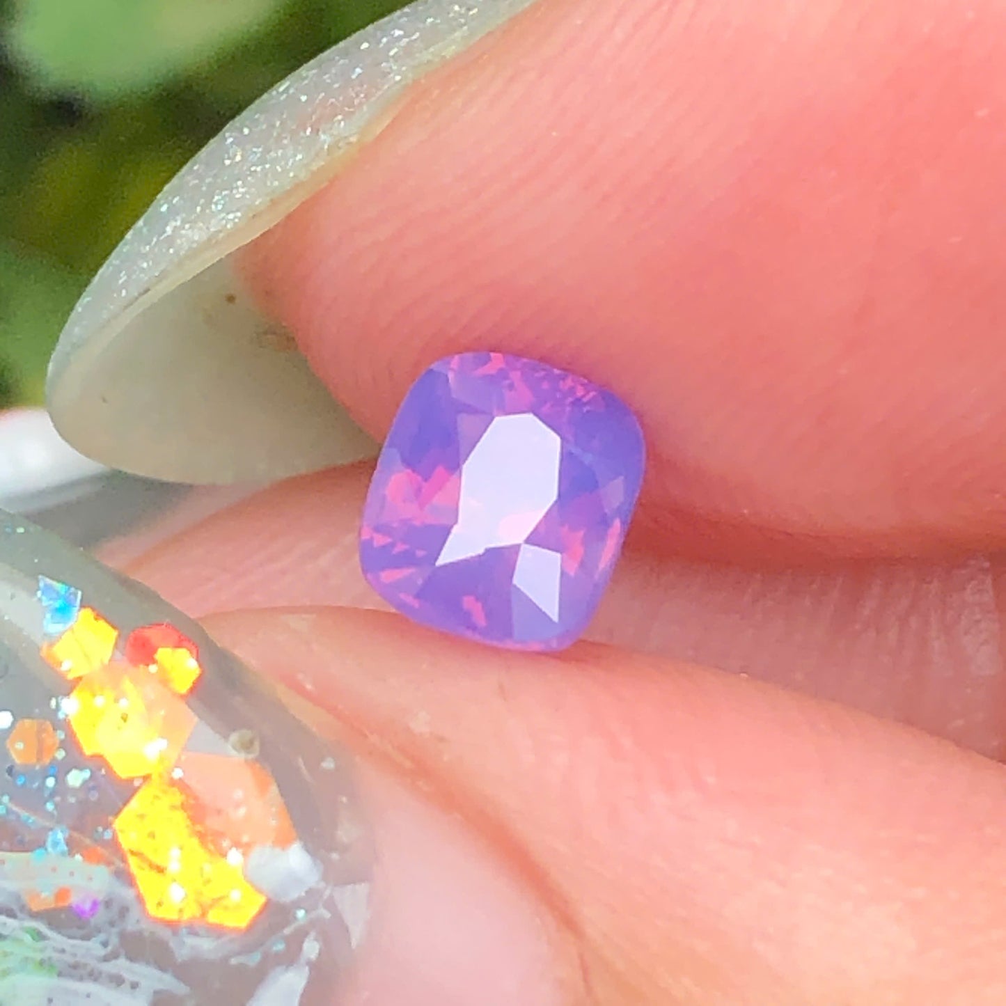 Natural purple silky Sapphire LucYen 0,68ct  _060744HG