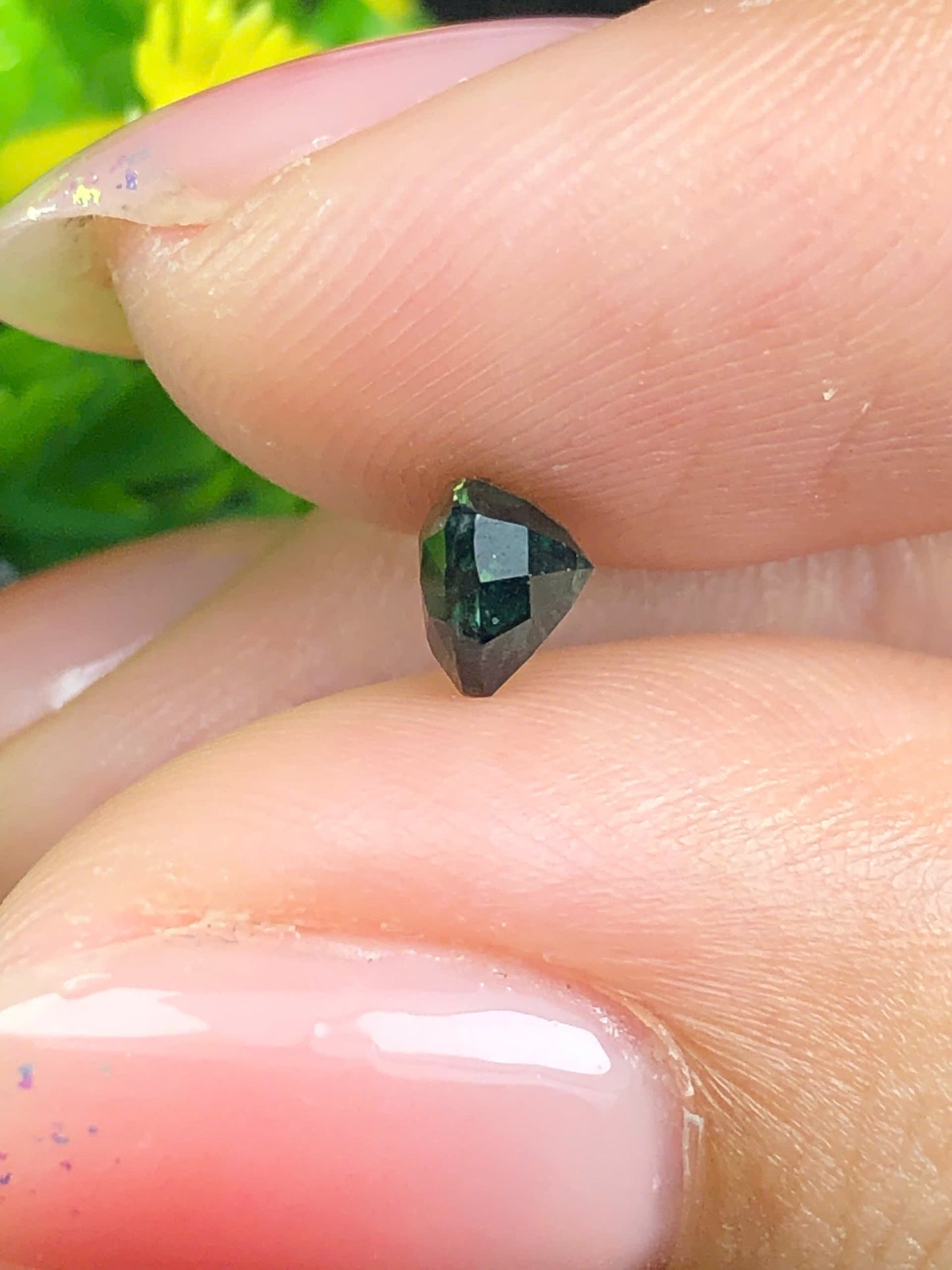Natural  green Sapphire Phan Thiet 0.75ct_24072612HG