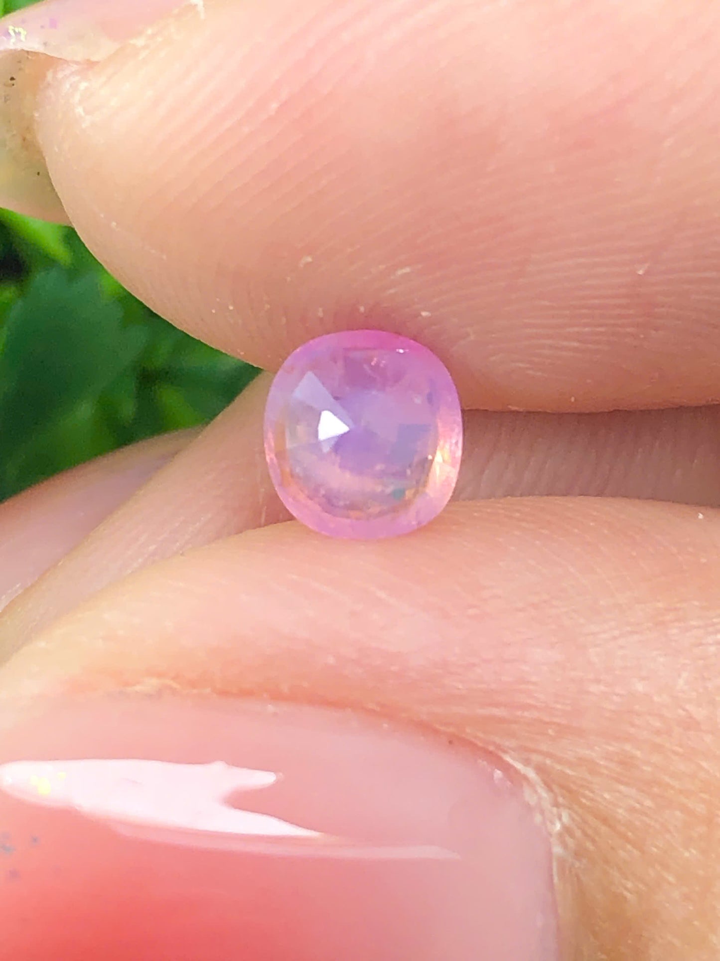 Natural pink silky Sapphire LucYen 0.64ct _24072621HG