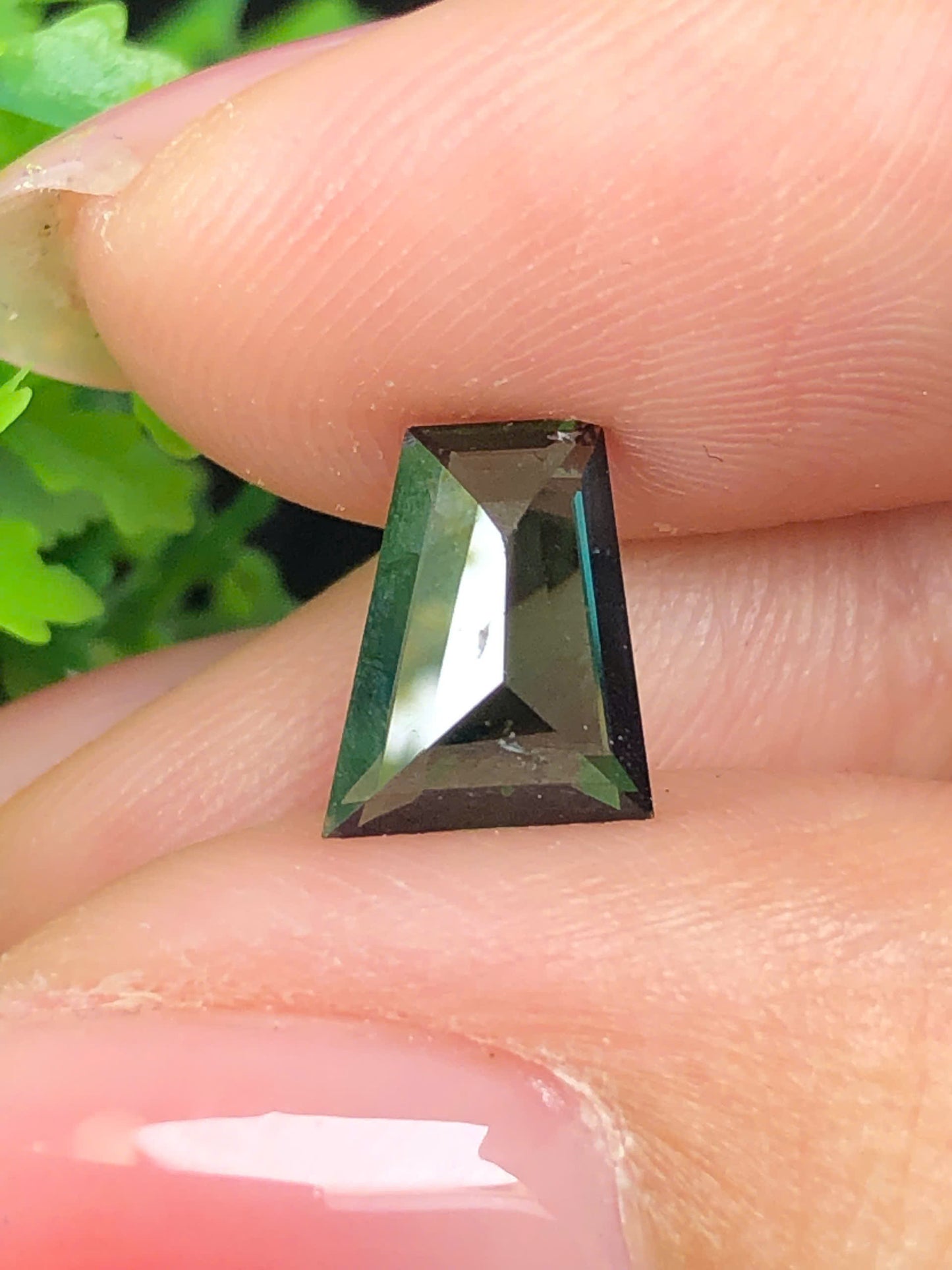Natural  green Sapphire Phan Thiet 1.75ct_24072640HG