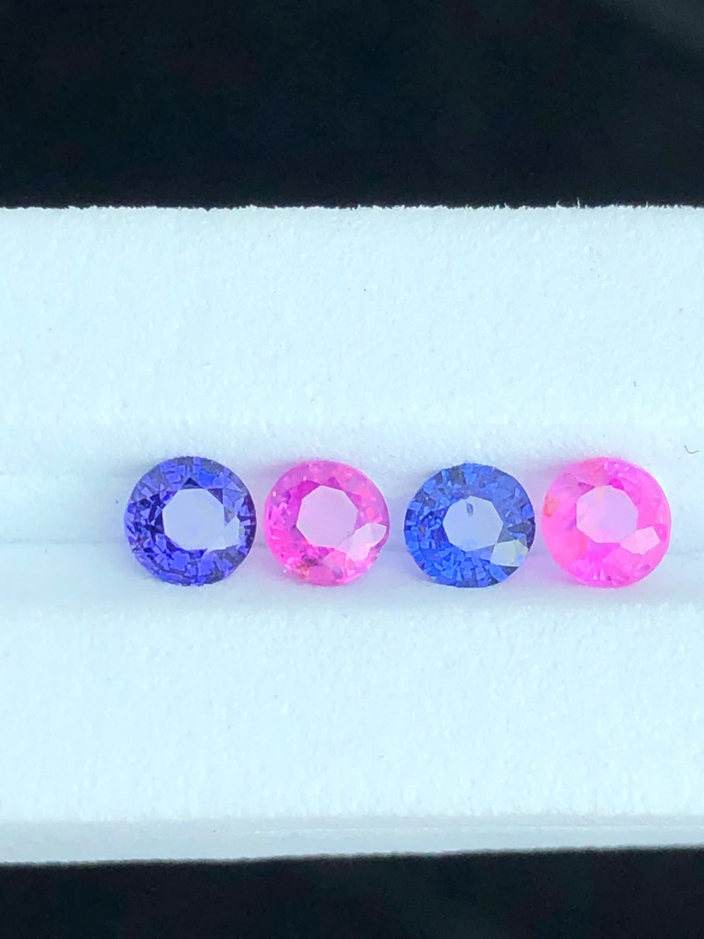 Natural set silky Sapphire LucYen0.87ct/4pcs  _ 27072615HG