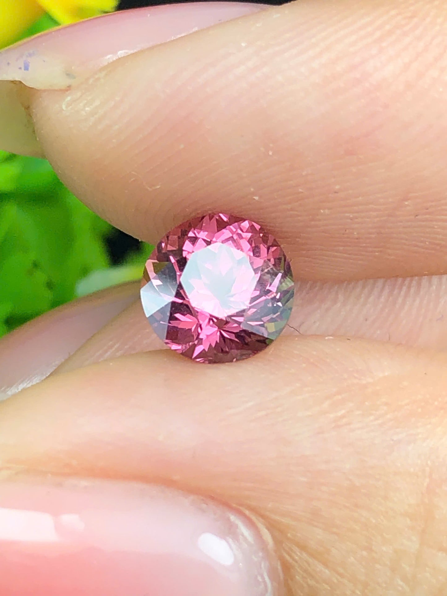 Natural Pink spinel Luc Yen 1.37ct_ 28072609HG