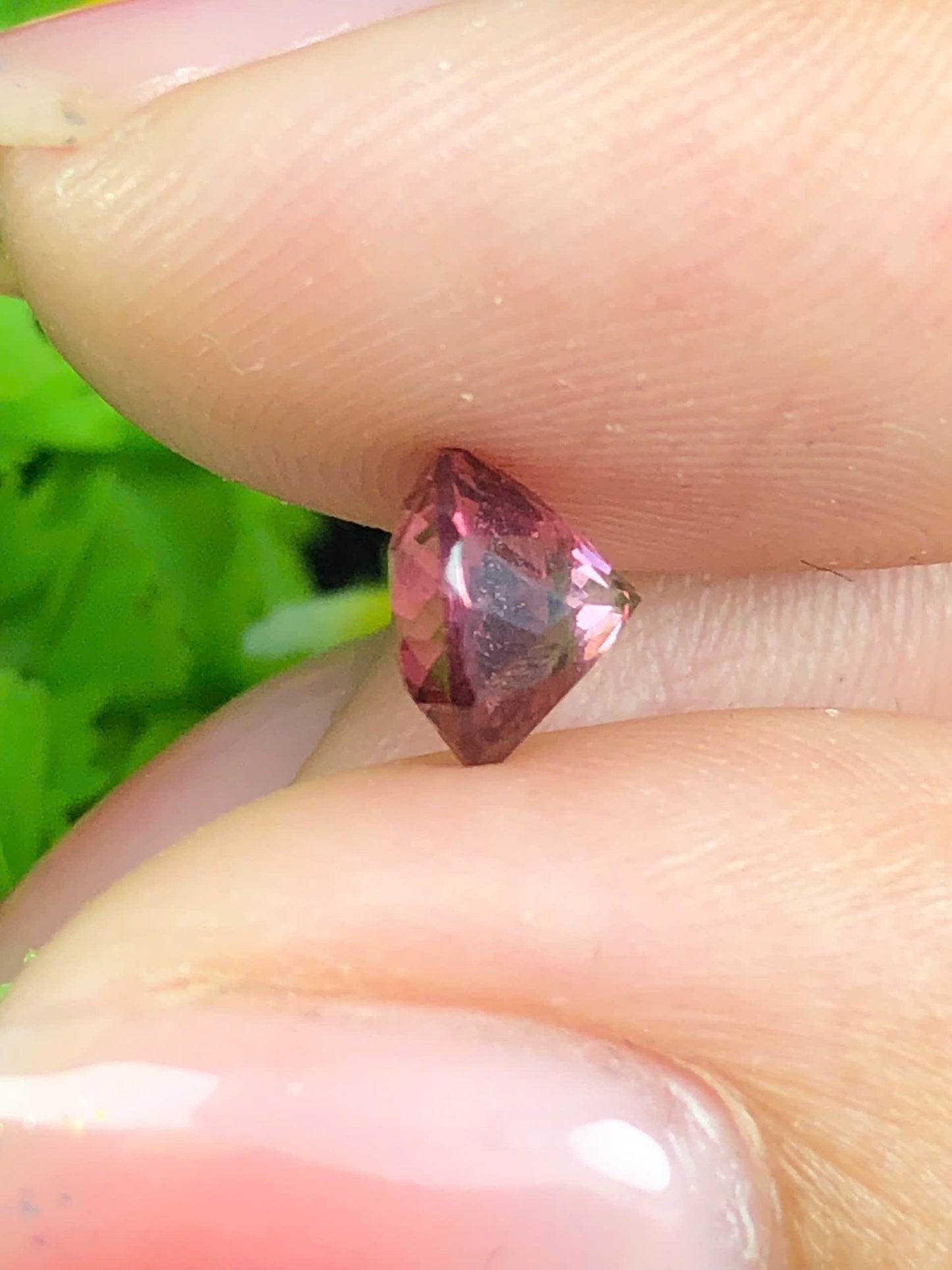 Natural Pink spinel Luc Yen 1.37ct_ 28072609HG