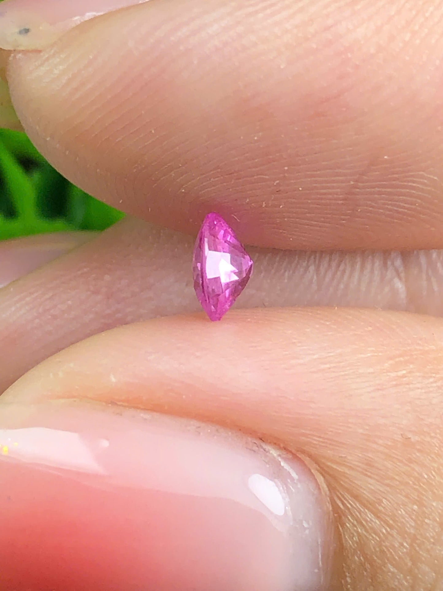 Natural pink silky Sapphire LucYen 0.33ct _29062608HG